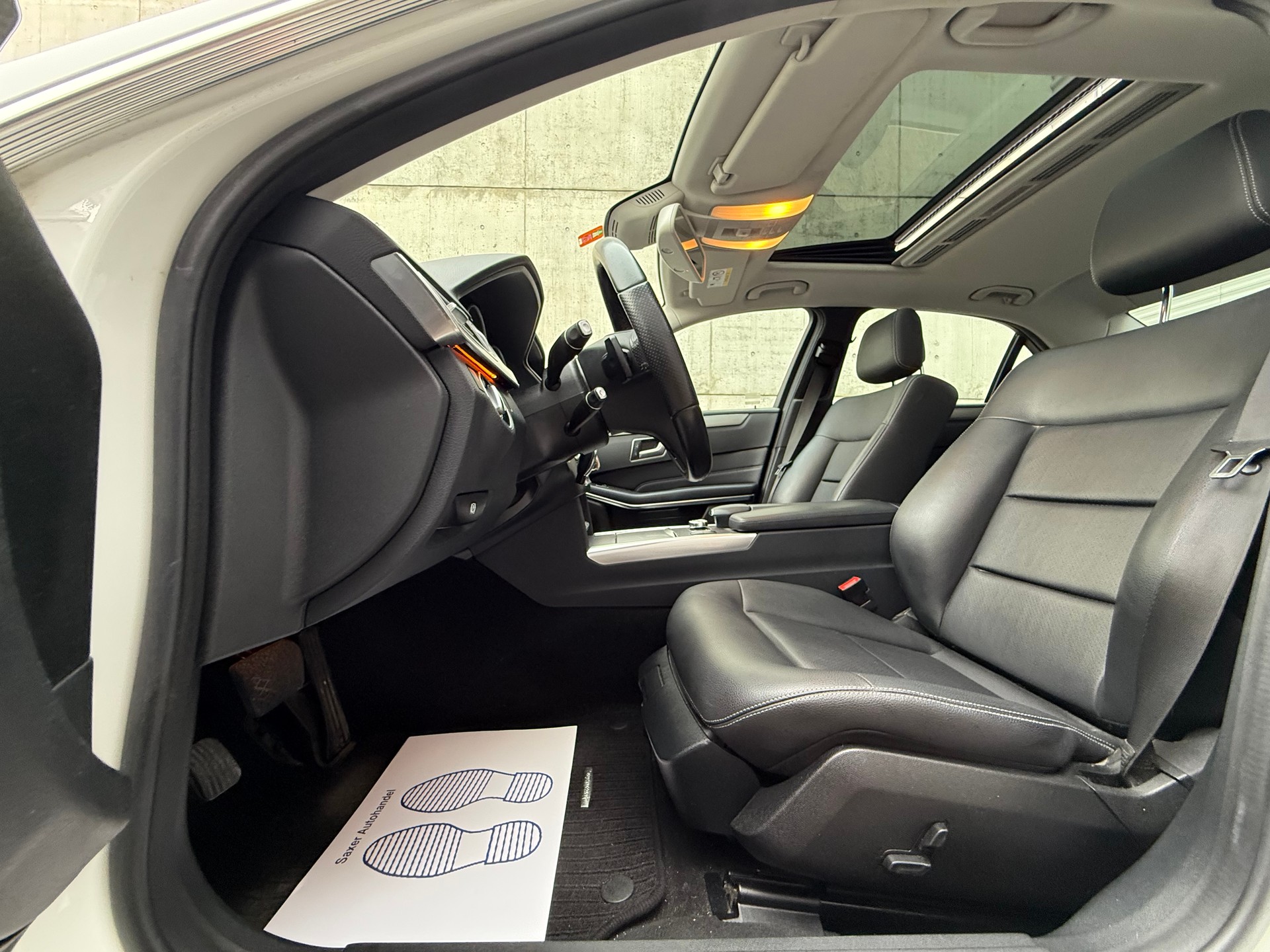 MERCEDES-BENZ E 250 CDI Avantgarde 4Matic 7G-Tronic-image-9