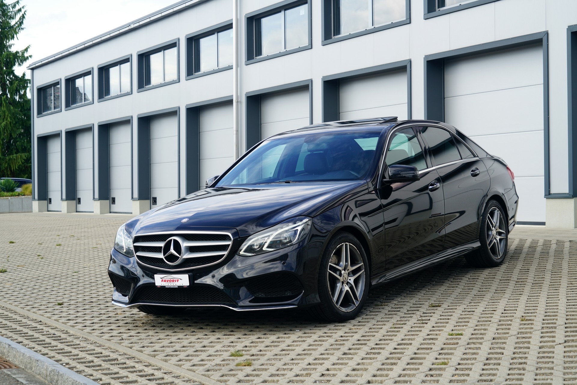 MERCEDES-BENZ E 250 CDI Sport-Paket AMG Avantgarde 4Matic 7G-Tronic (CH)-image-8