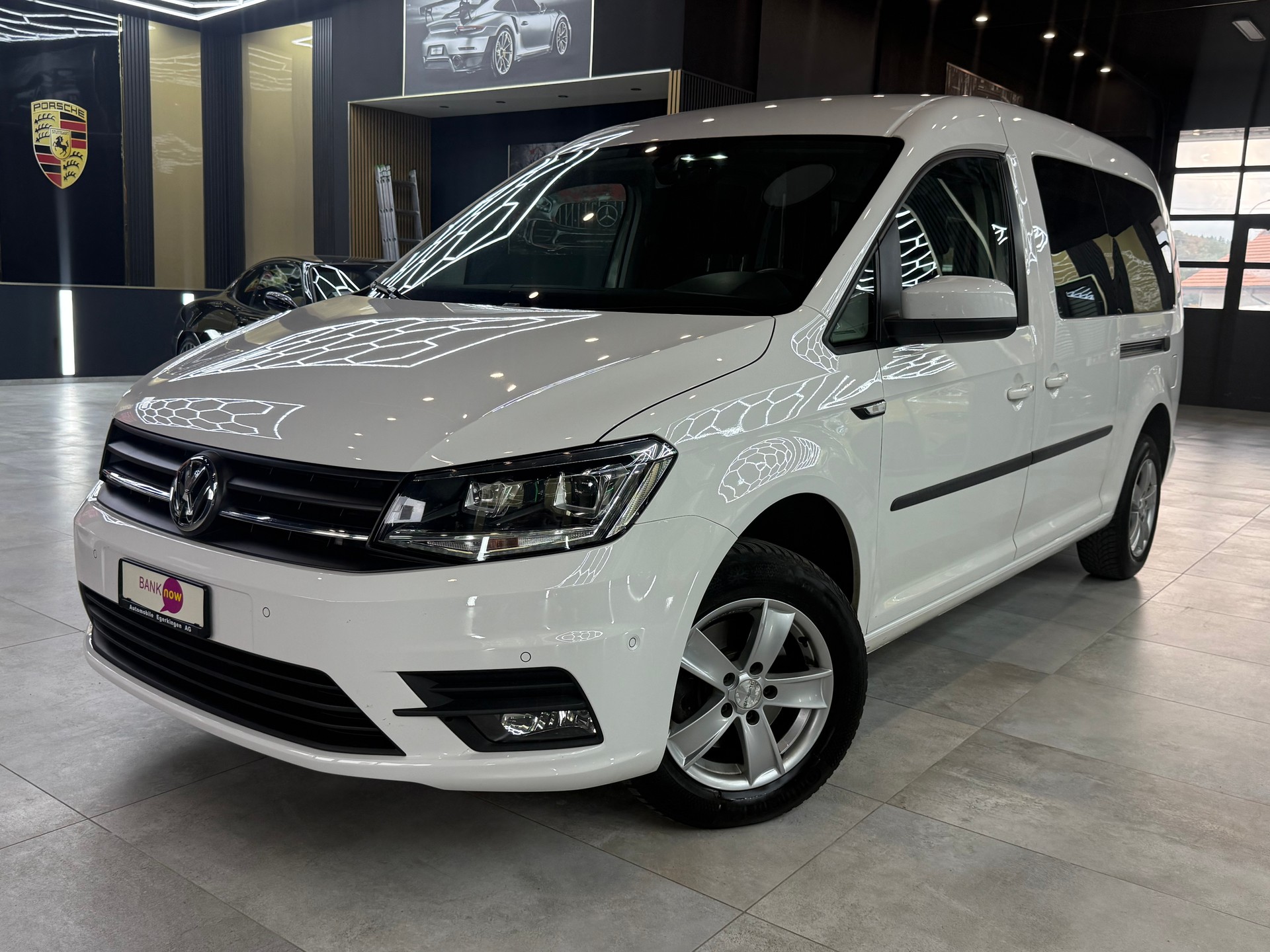 VW Caddy Maxi 2.0TDI BlueMotion Technology DSG-image-0
