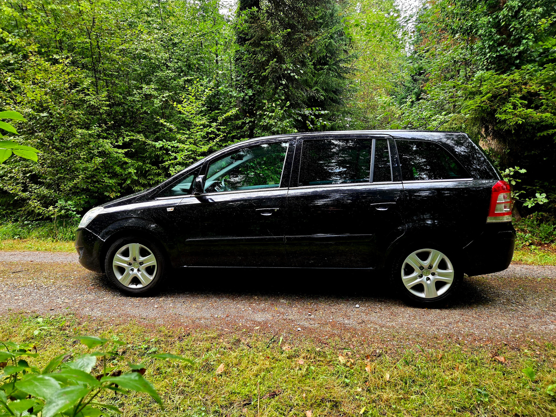 OPEL Zafira 1.8i 16V-image-9