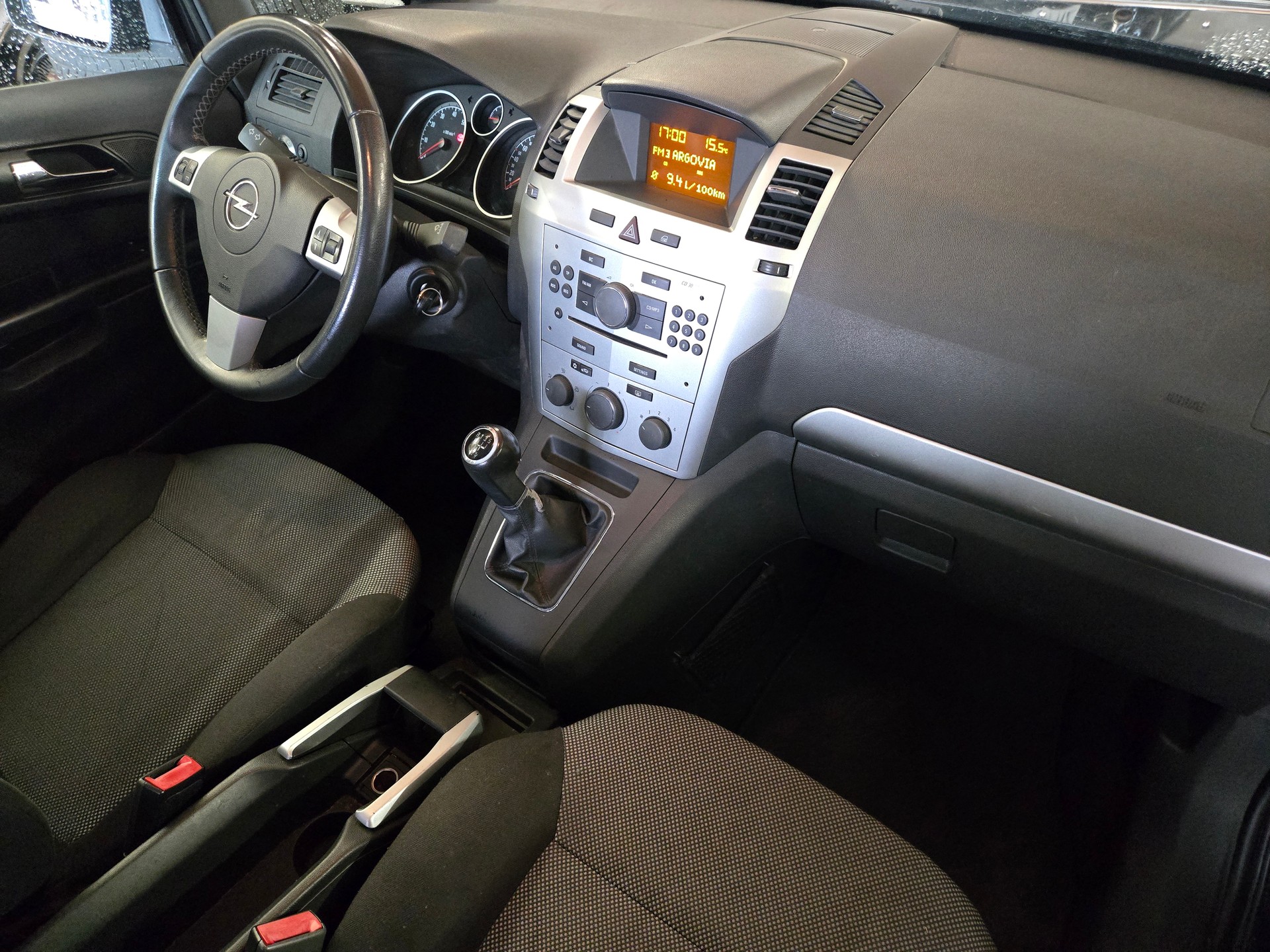 OPEL Zafira 1.8i 16V-image-6