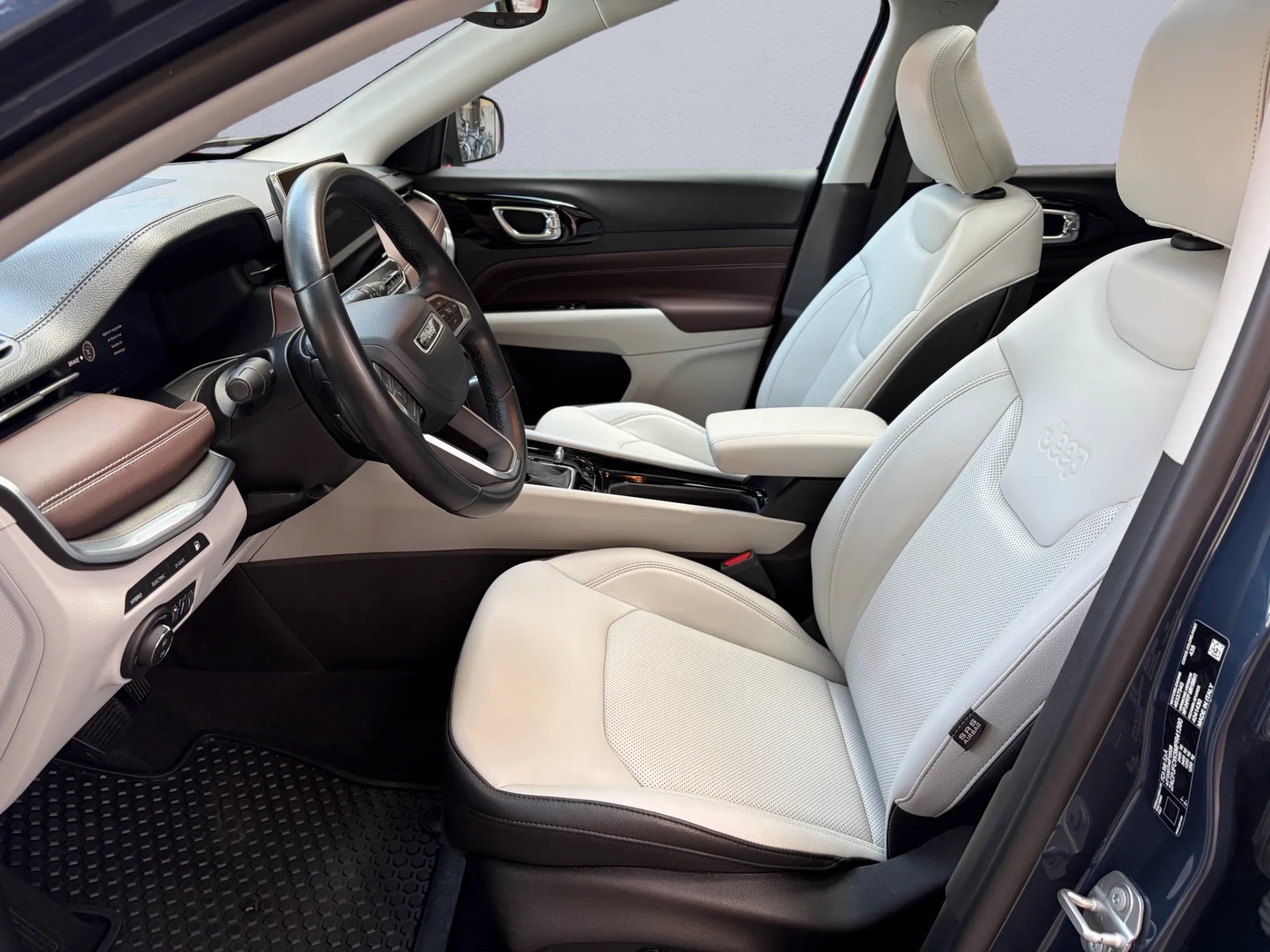 JEEP Compass 1.3 T PHEV Limited AWD-image-8