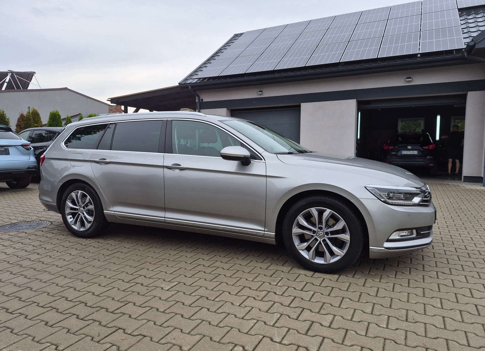 VW Passat Variant 2.0 TDI BMT Highline | 108 400 km-image-2
