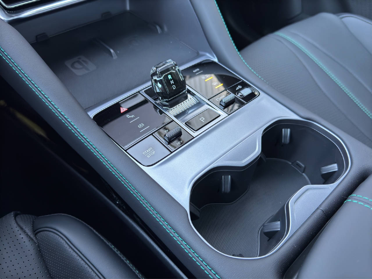 BYD Seal U DM-i Design AWD-image-7