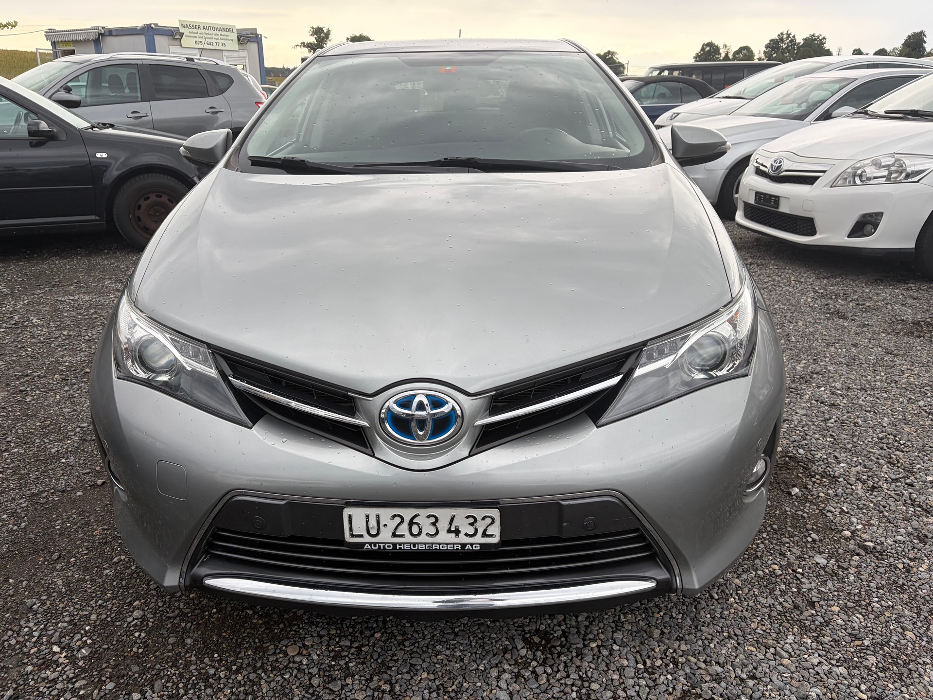 TOYOTA Auris 1.8 16V HSD Linea Sol-image-2