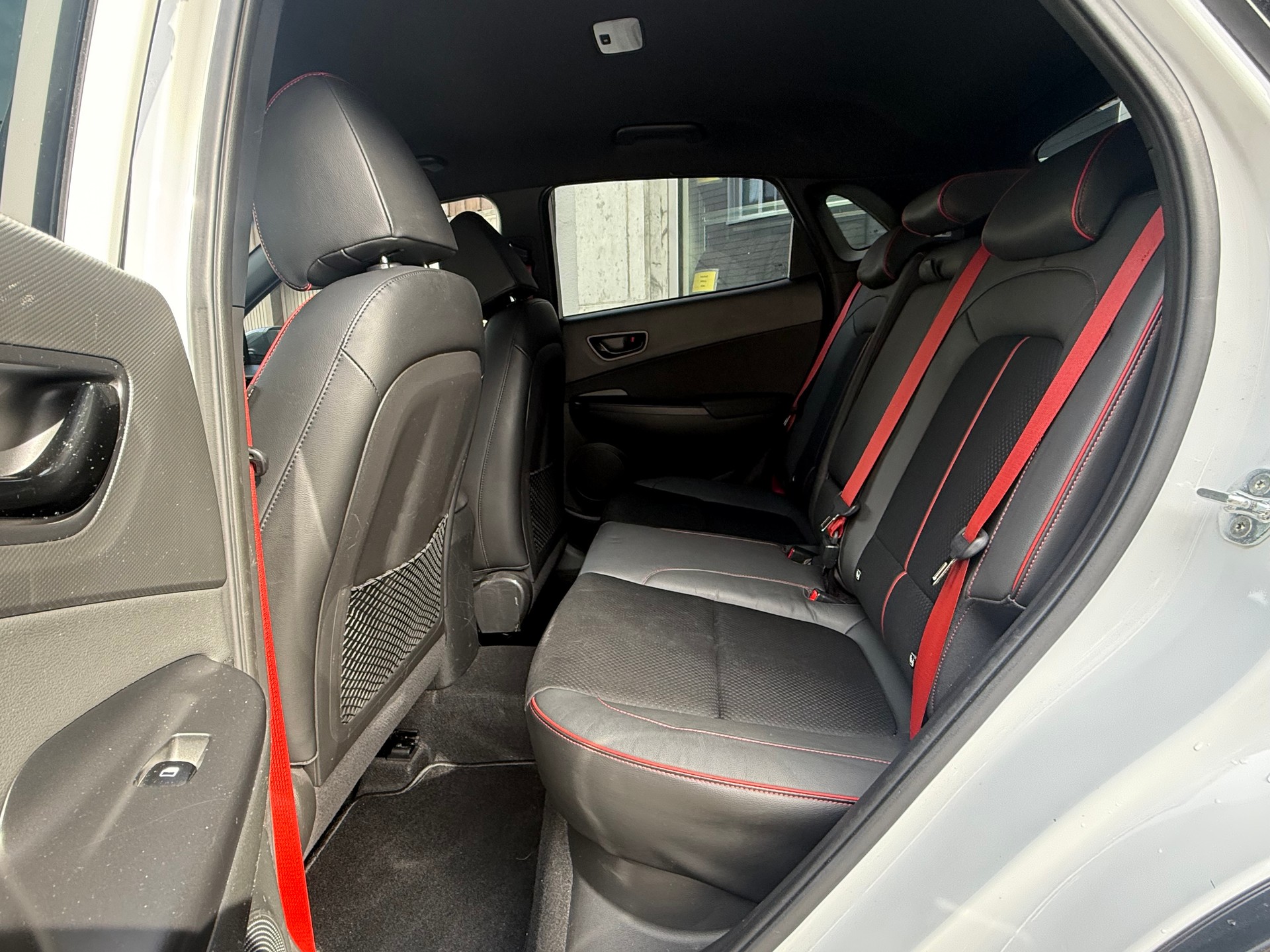 HYUNDAI Kona 1.6 T-GDi Amplia 4WD DCT-image-8