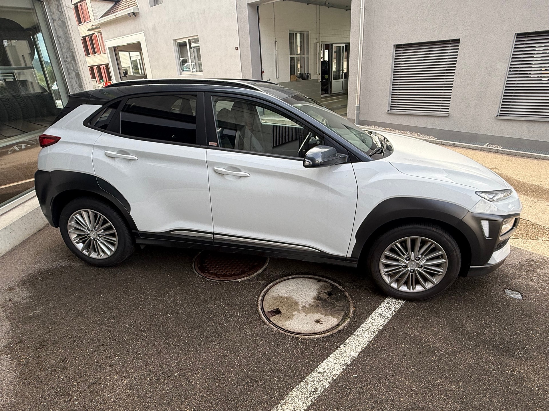 HYUNDAI Kona 1.6 T-GDi Amplia 4WD DCT-image-6