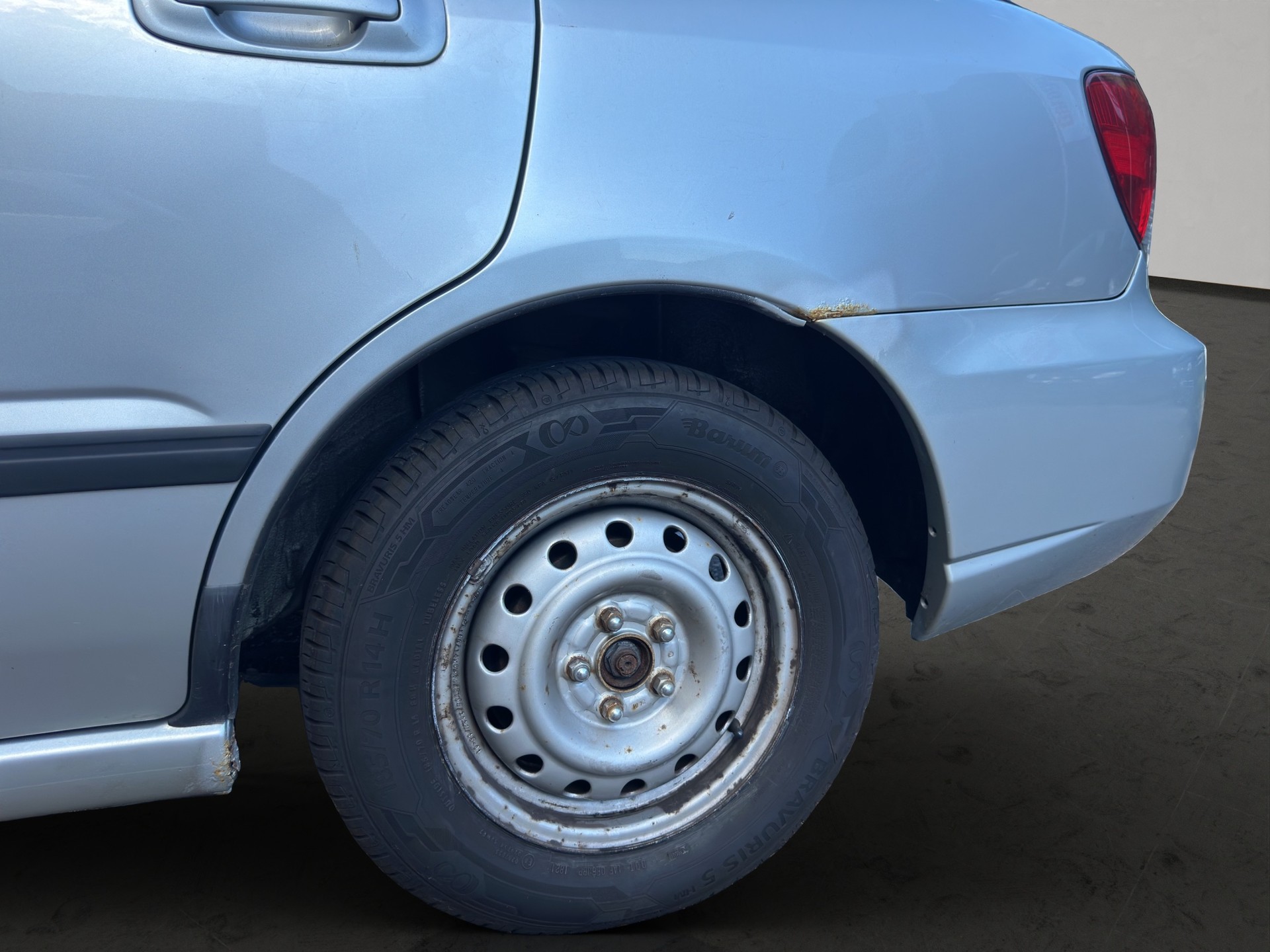 SUBARU Impreza 1.6 Husky-image-15