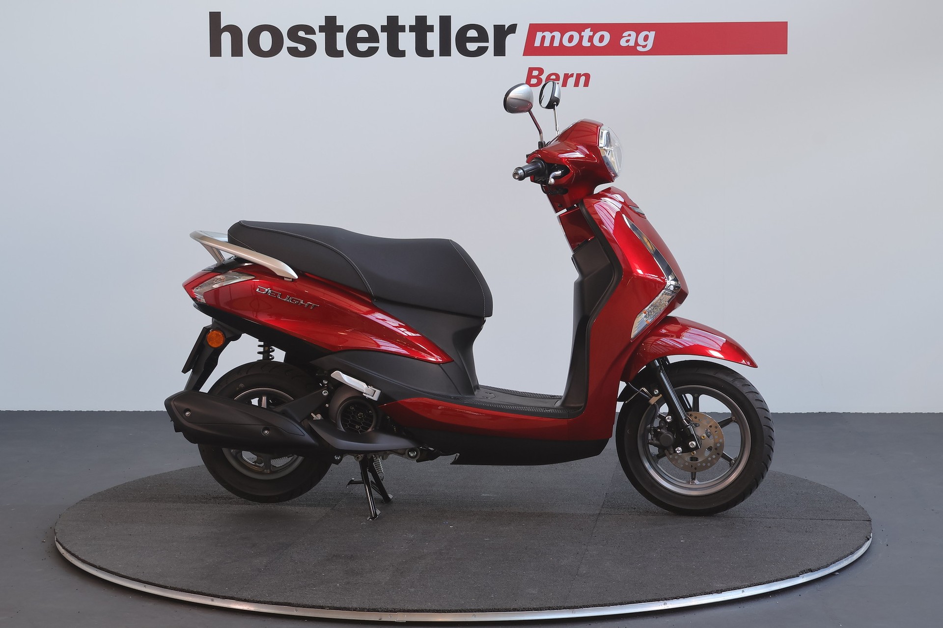 YAMAHA D'elight-showroom-element-1