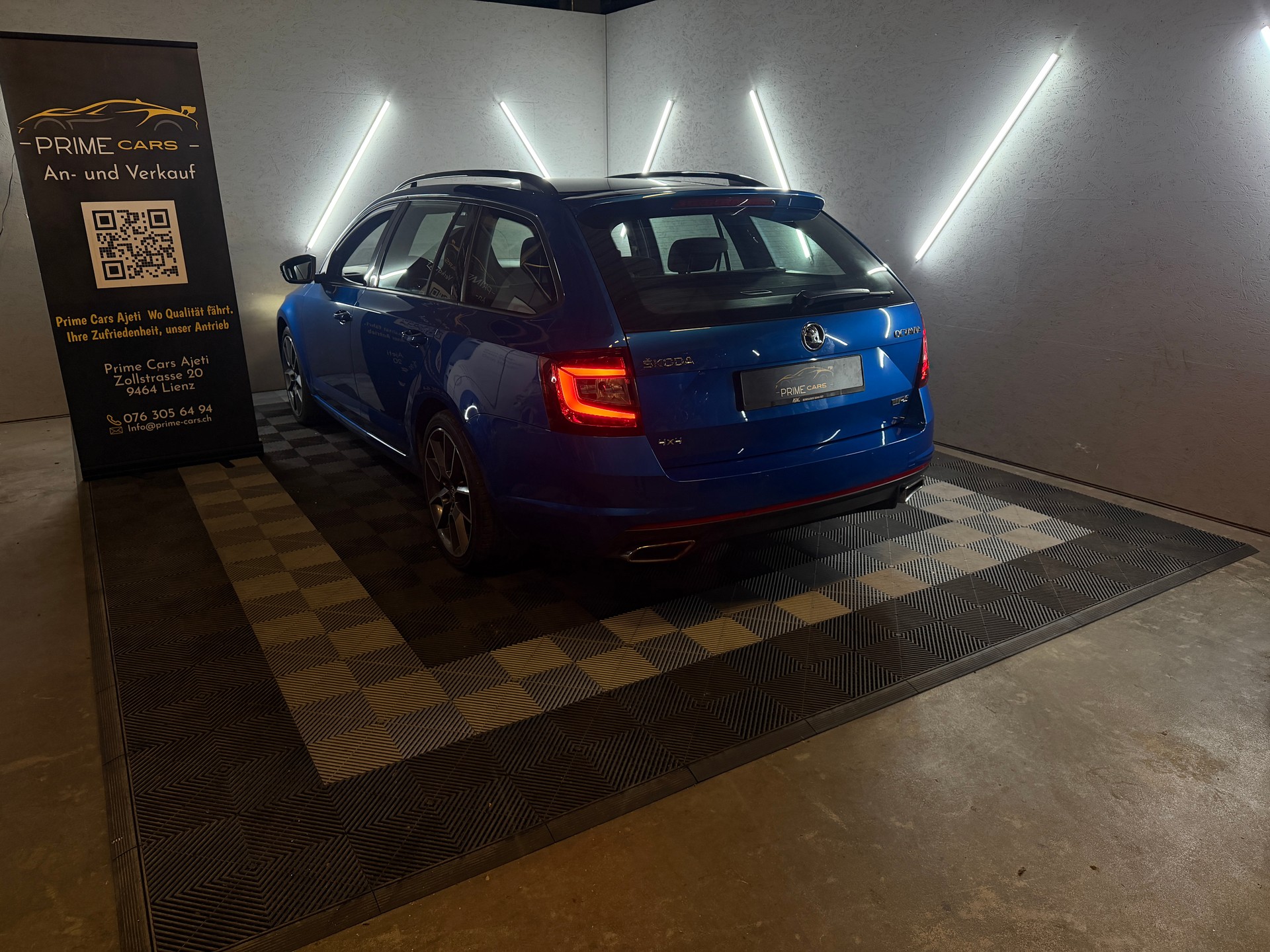 SKODA Octavia Combi 2.0 TDI RS 4x4 DSG-image-15