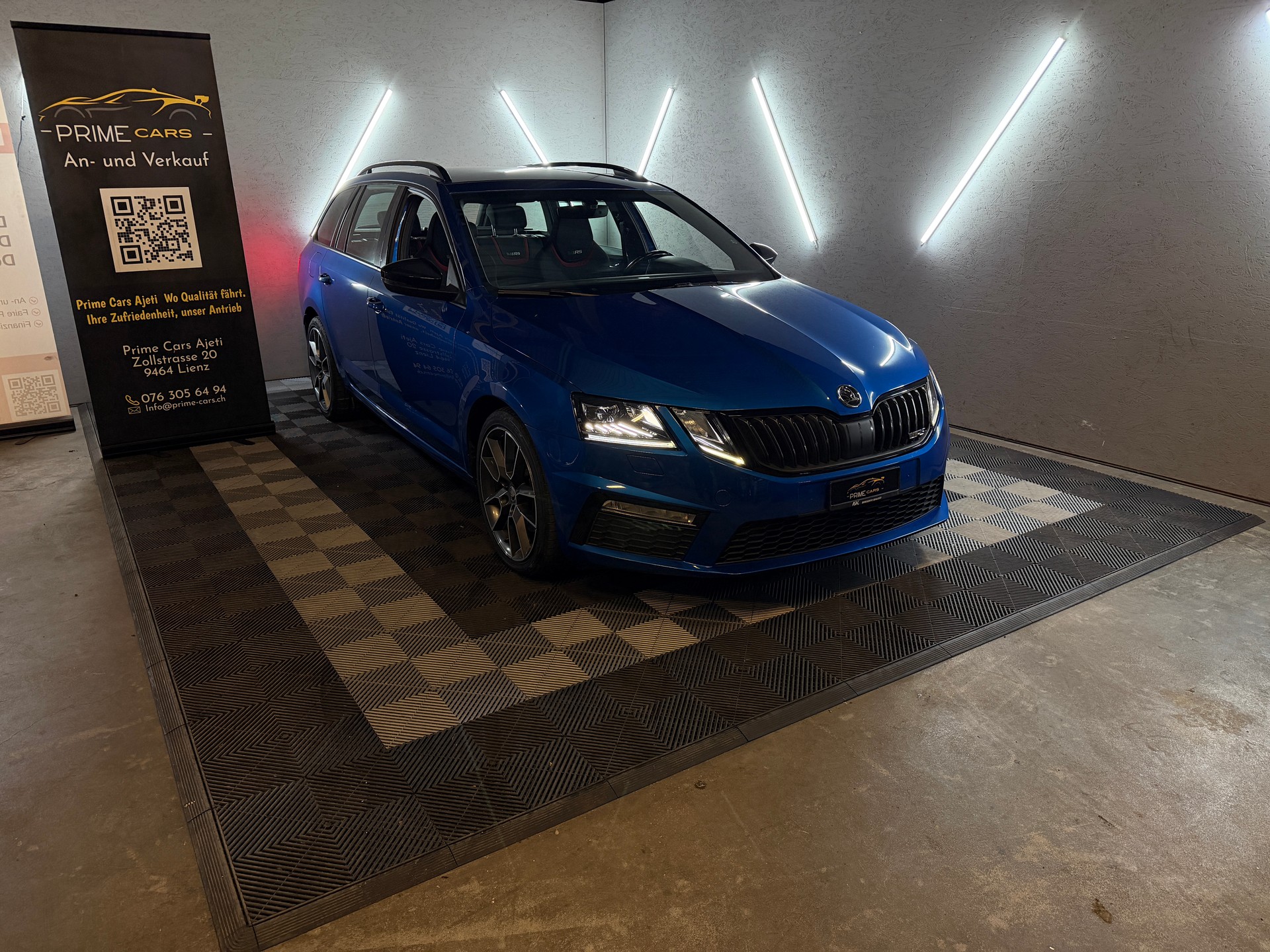 SKODA Octavia Combi 2.0 TDI RS 4x4 DSG-showroom-element-3