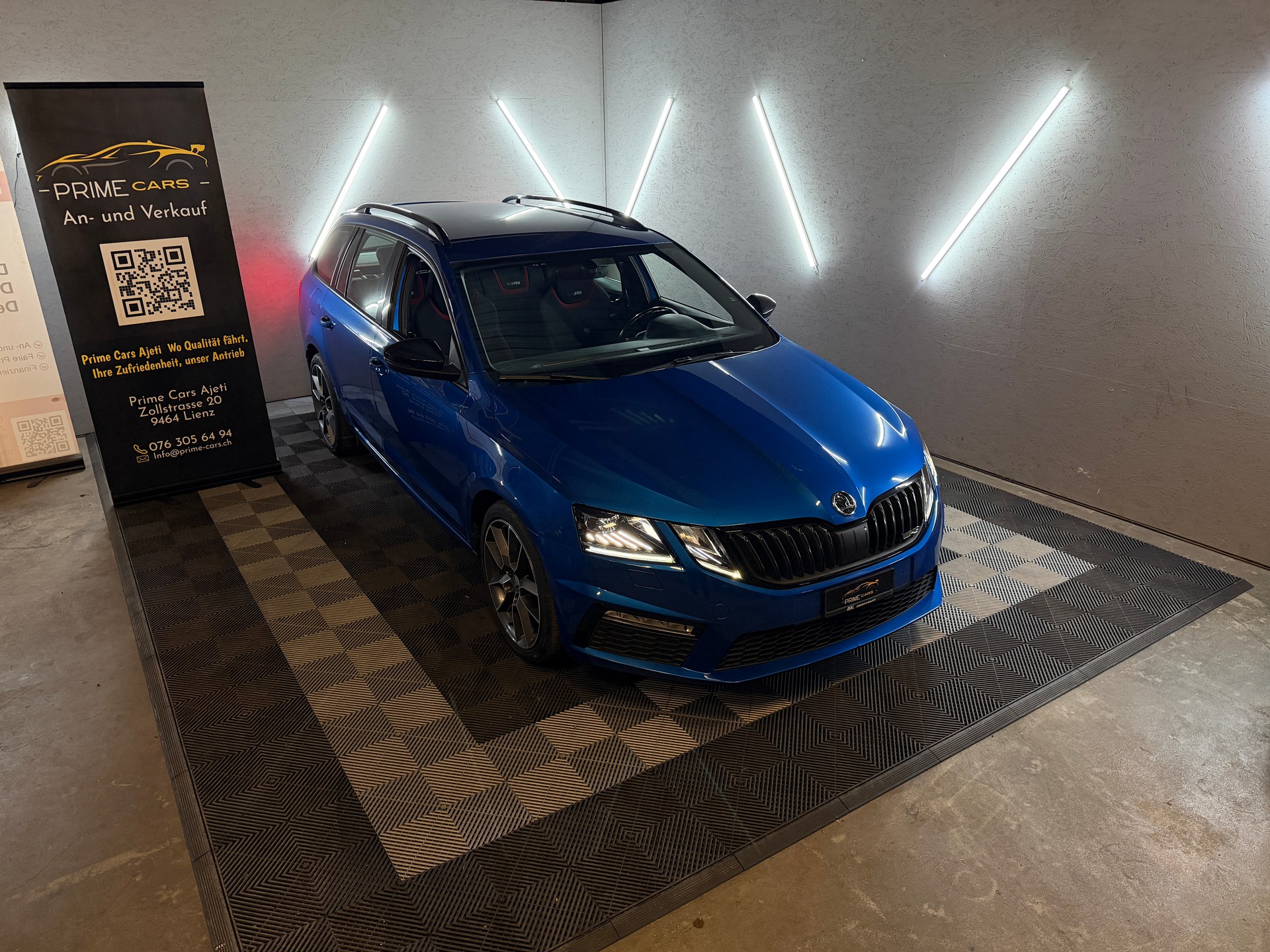 SKODA Octavia Combi 2.0 TDI RS 4x4 DSG-image-4