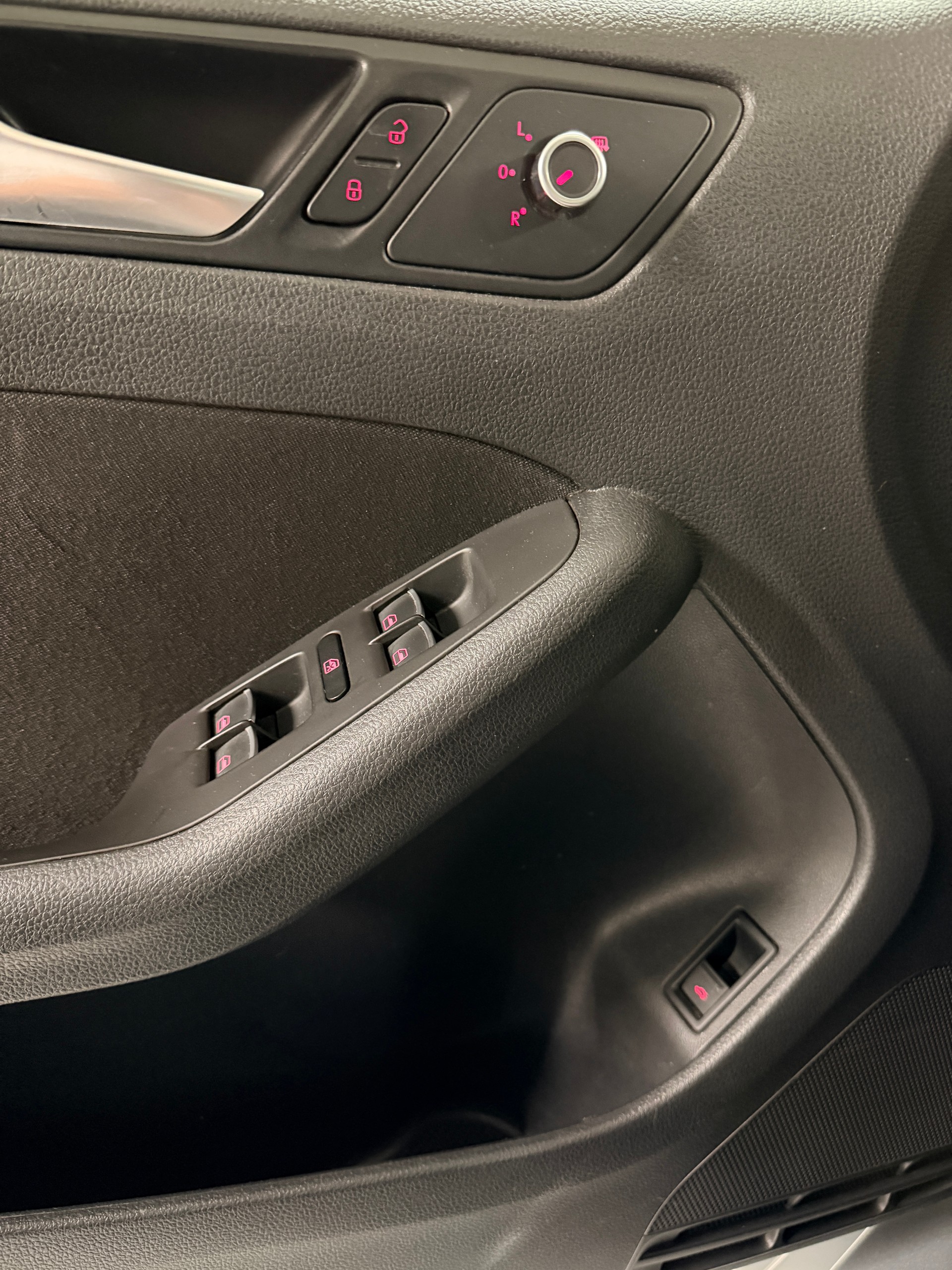 VW Jetta 1.4 TSI Hybrid Highline DSG-image-14