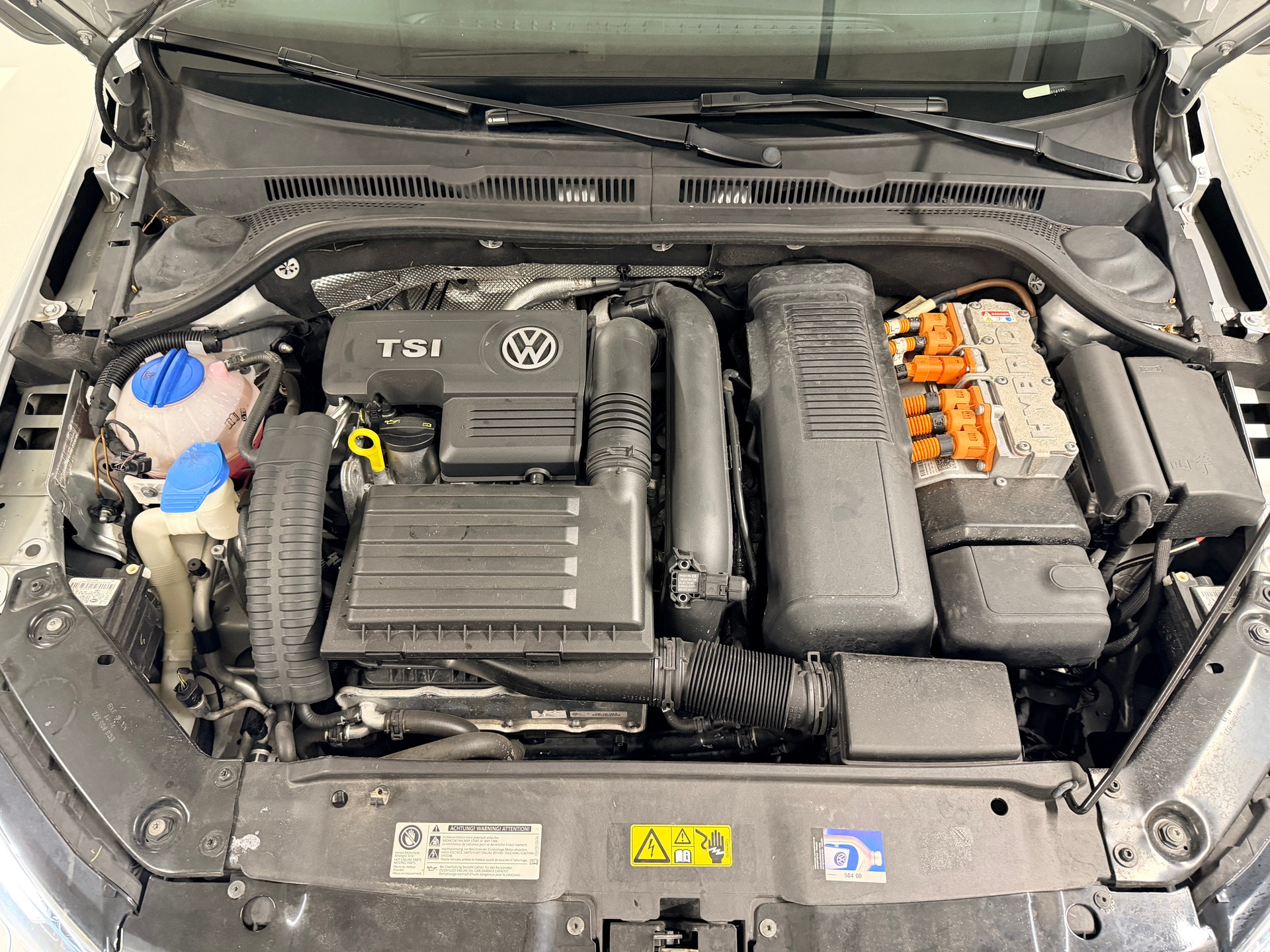 VW Jetta 1.4 TSI Hybrid Highline DSG-image-25
