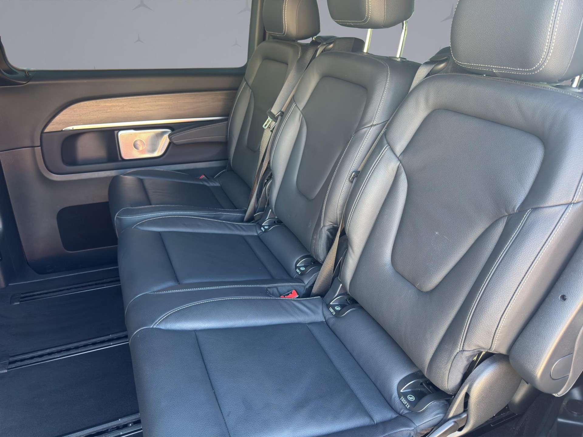 MERCEDES-BENZ V-Klasse V447 Van V 250 d Avantgarde lang-image-9