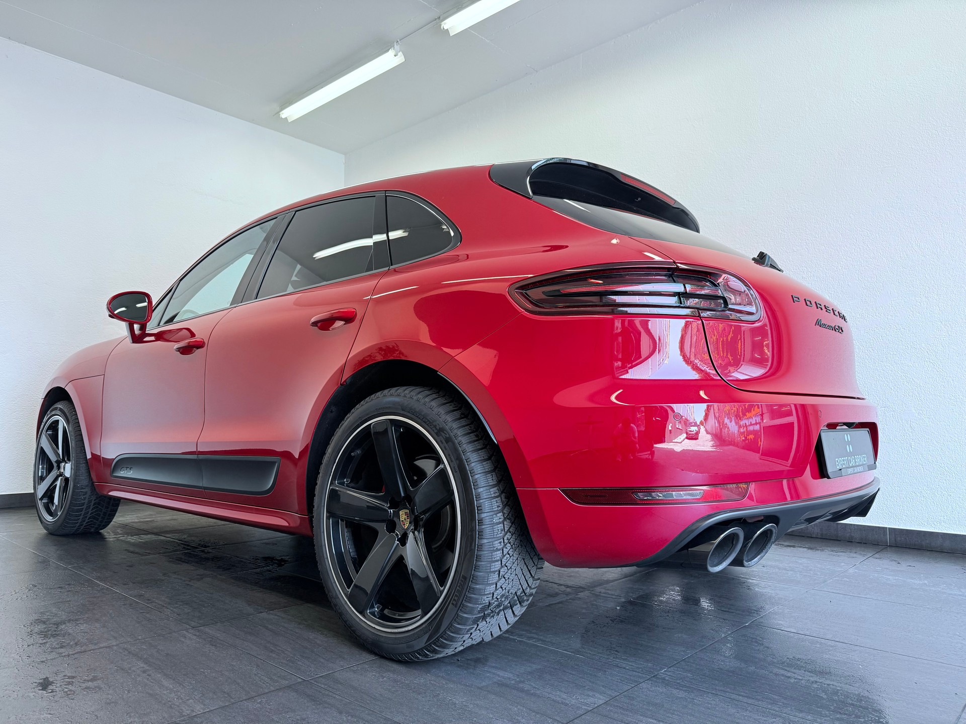 PORSCHE Macan GTS PDK-image-7