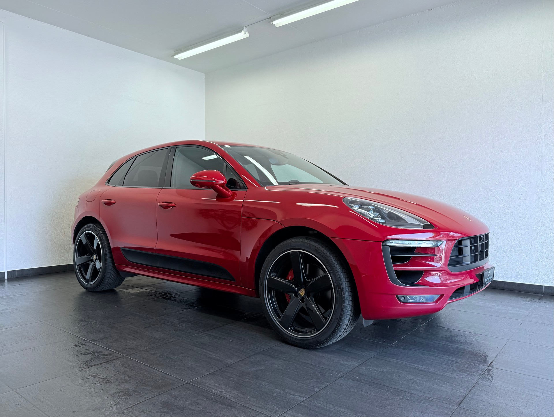 PORSCHE Macan GTS PDK-image-0