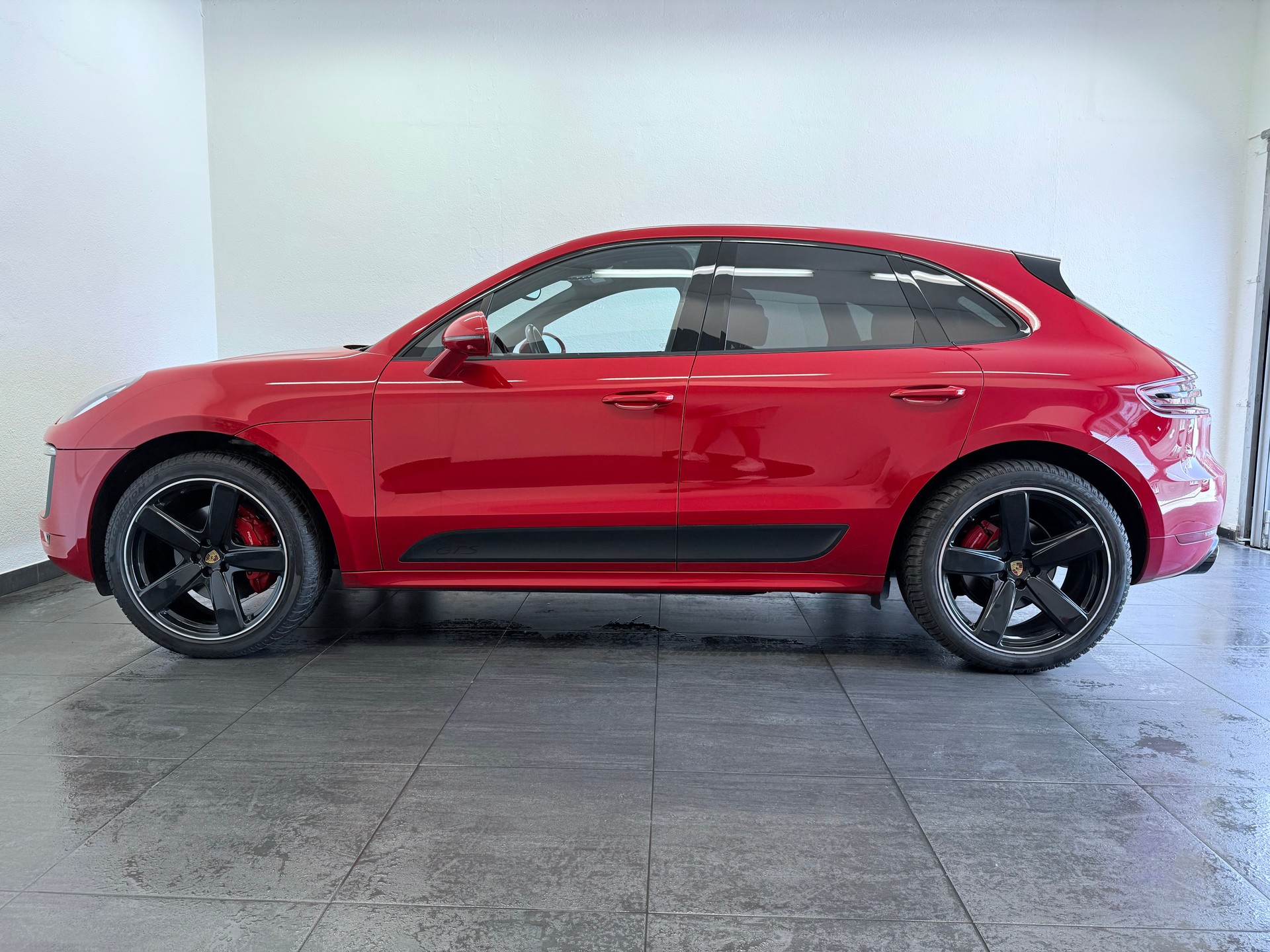 PORSCHE Macan GTS PDK-image-5