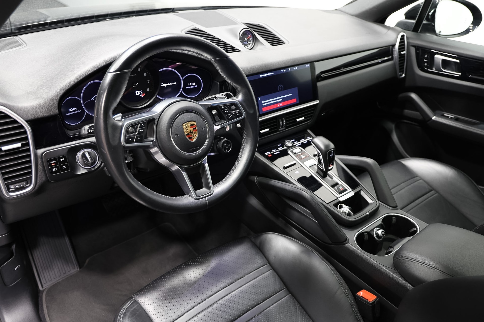 PORSCHE Cayenne Coupé *CH-Fahrzeug*Porsche Approved bis 29.07.2027*AHK 3500kg*-image-14