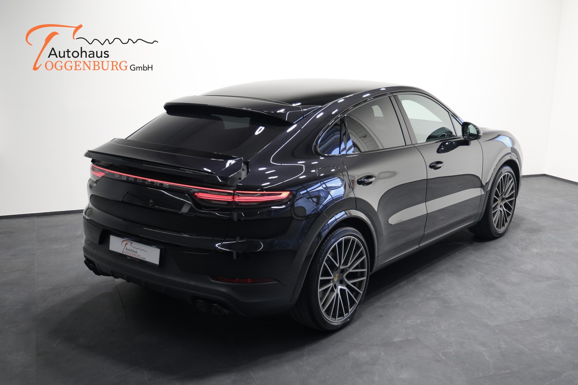 PORSCHE Cayenne Coupé *CH-Fahrzeug*Porsche Approved bis 29.07.2027*AHK 3500kg*-image-9