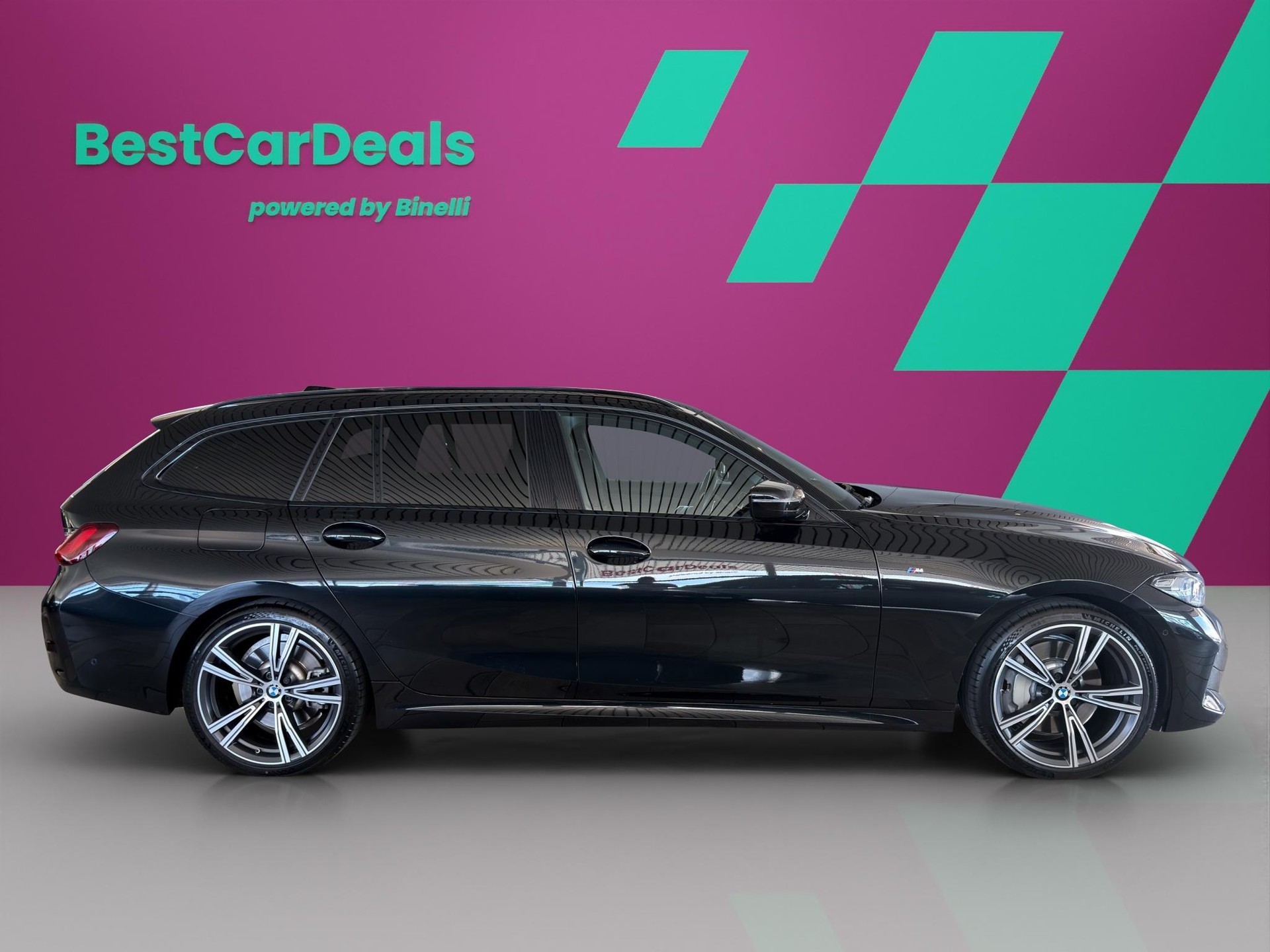 BMW 330i xDrive Touring MSport *CH-Fahrzeug**AHK**Driving Assistant Professional**BMW Neuwagenschluss Garantie**Panorama-Glasdach*-image-1