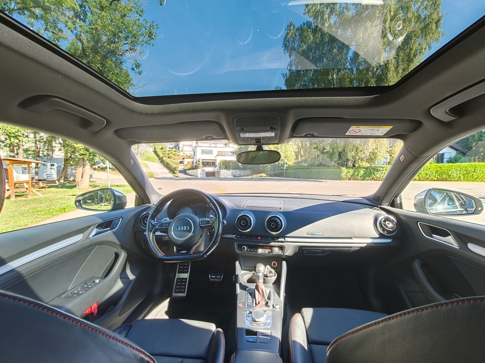 AUDI 2.0 T FSI quattro S-Tronic-image-4