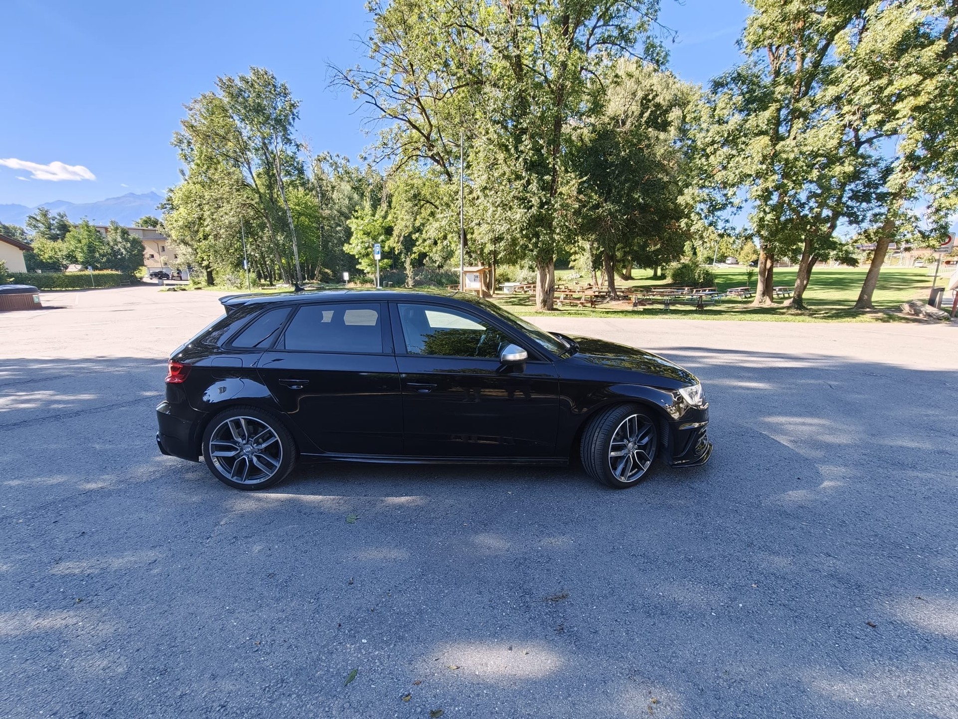 AUDI 2.0 T FSI quattro S-Tronic-image-1
