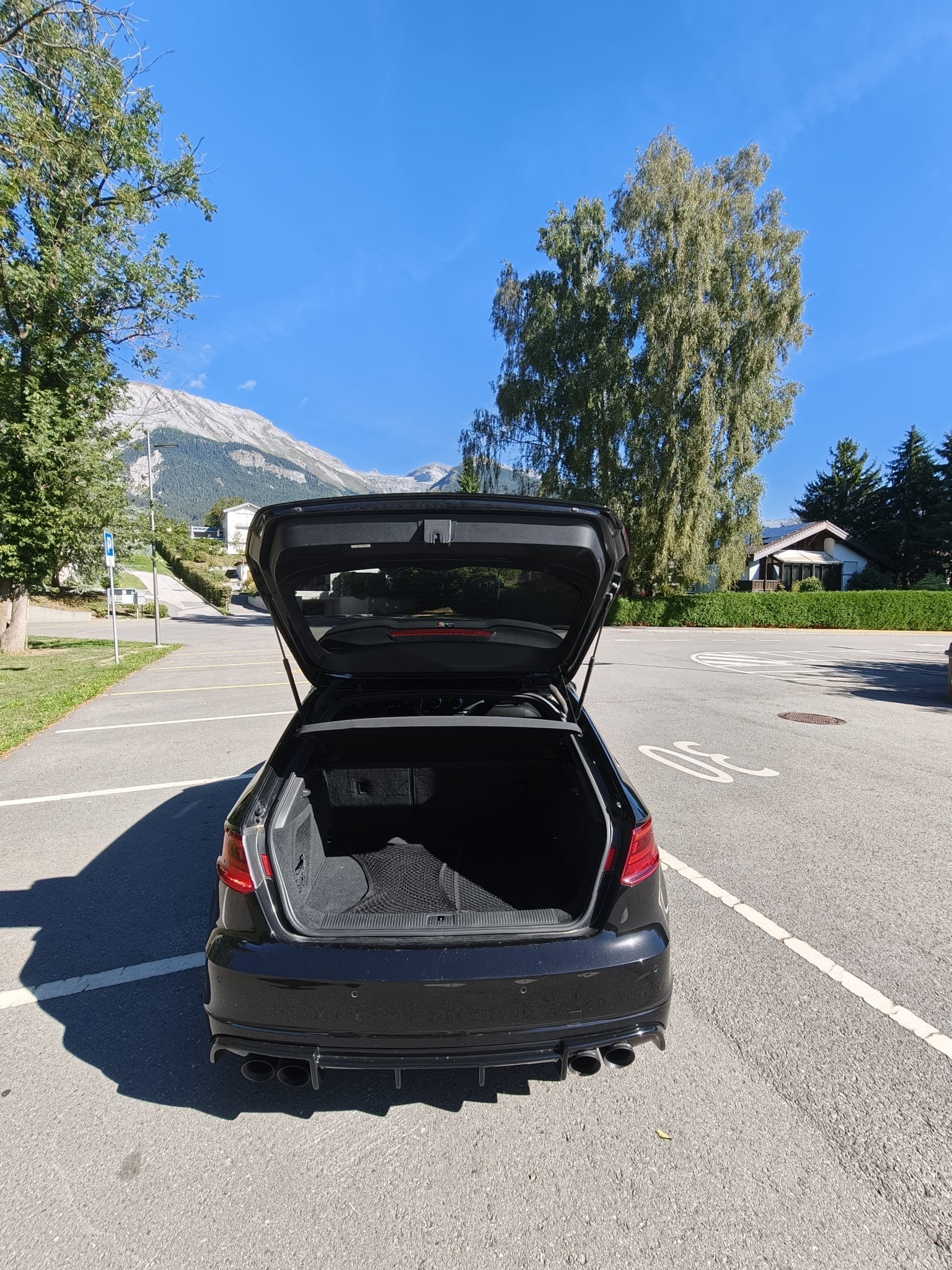 AUDI 2.0 T FSI quattro S-Tronic-image-3