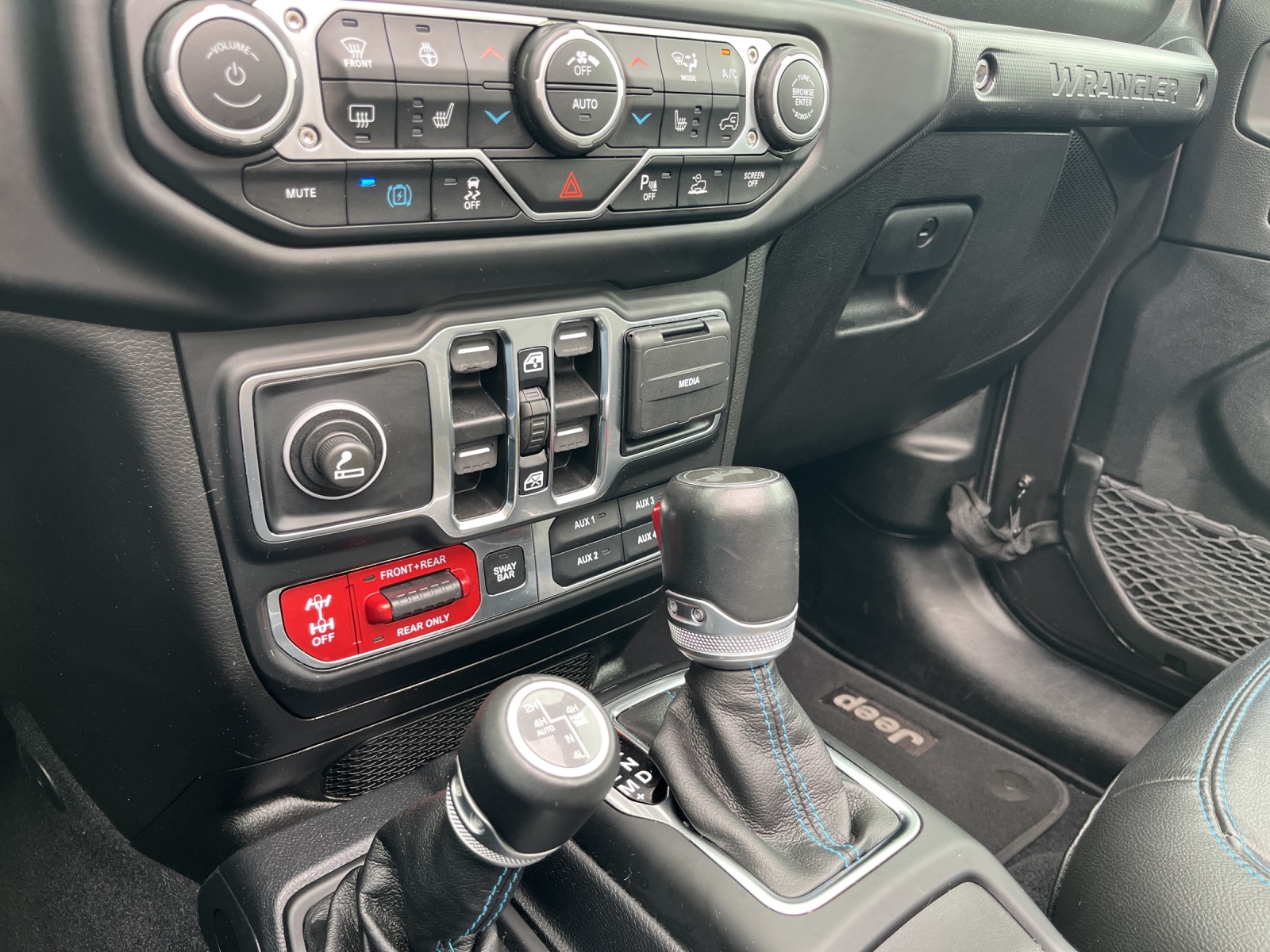 JEEP Wrangler 2.0 Turbo Rubicon Power Unlimited 4xe-image-12
