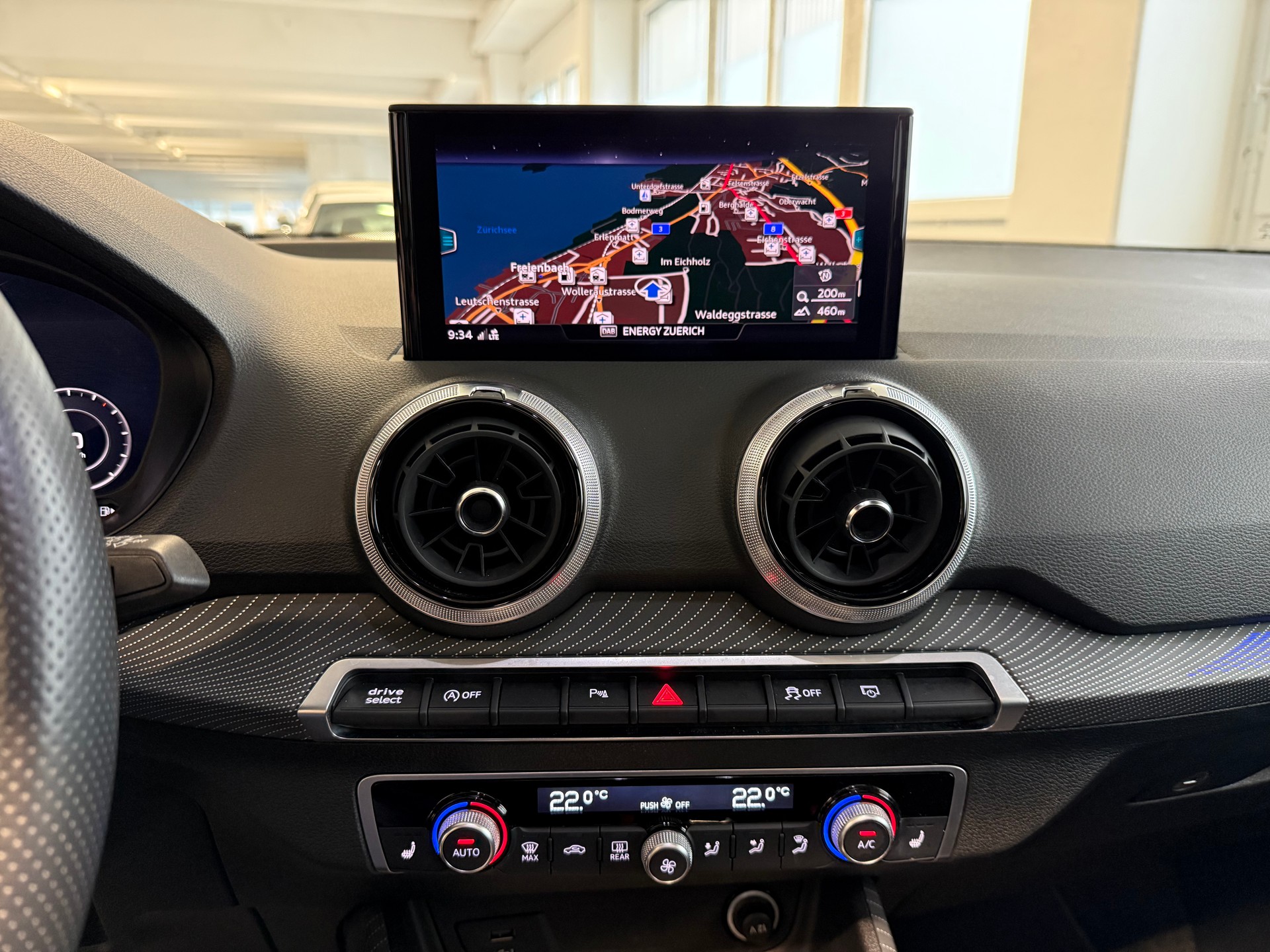 AUDI Q2 35 TFSI S line S-tronic-image-10