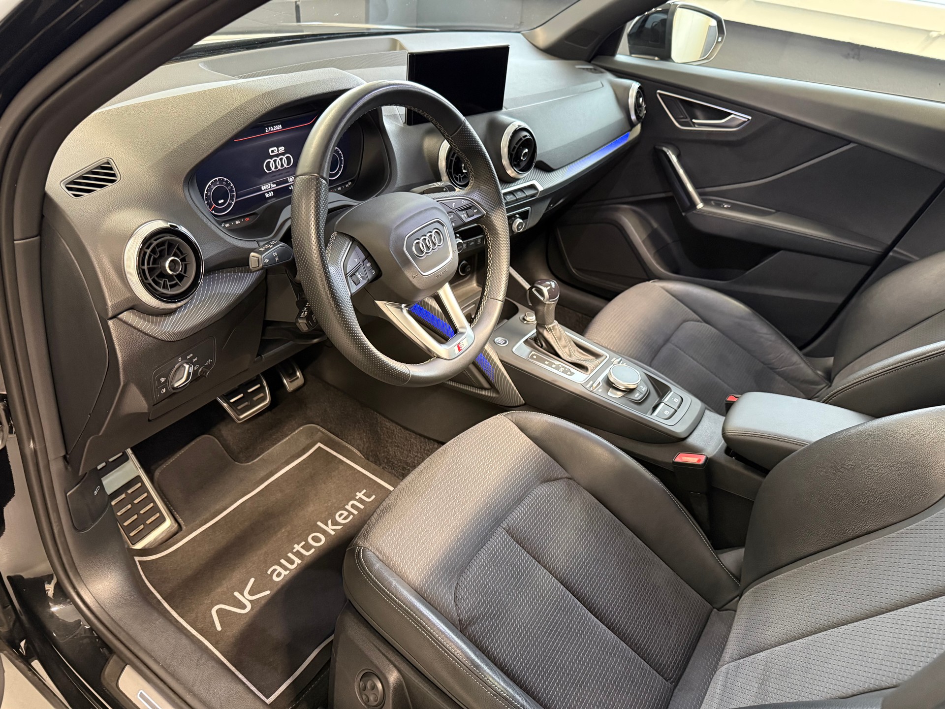 AUDI Q2 35 TFSI S line S-tronic-image-7
