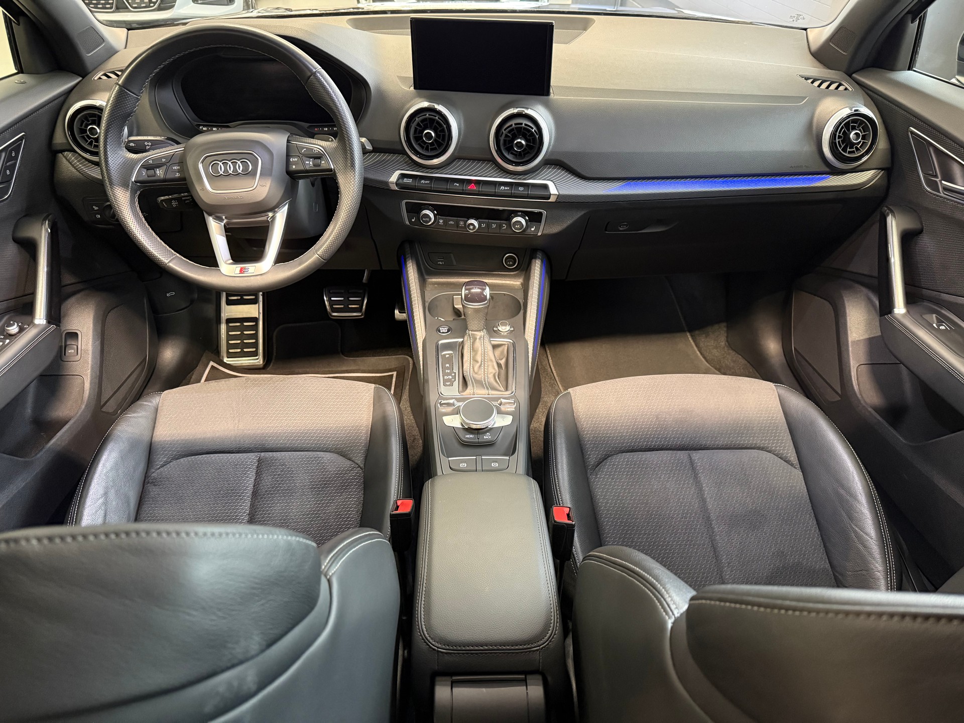 AUDI Q2 35 TFSI S line S-tronic-image-20