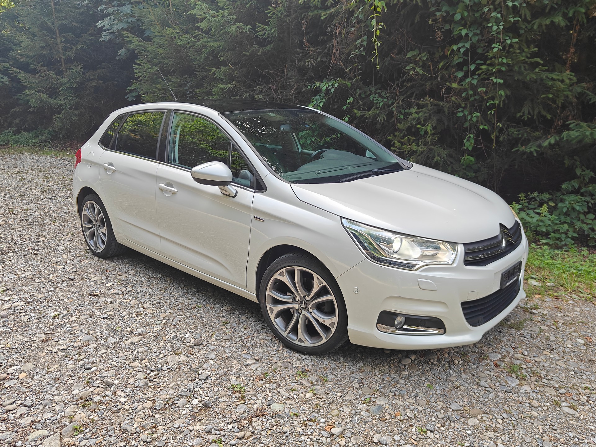 CITROEN C4 Berline 2.0 HDi Exclusive-image-2
