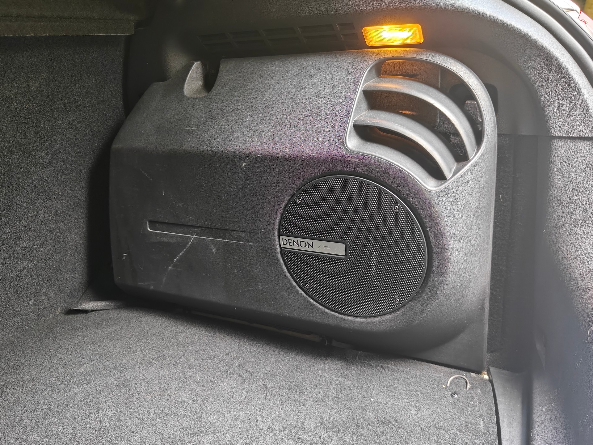 CITROEN C4 Berline 2.0 HDi Exclusive-image-19