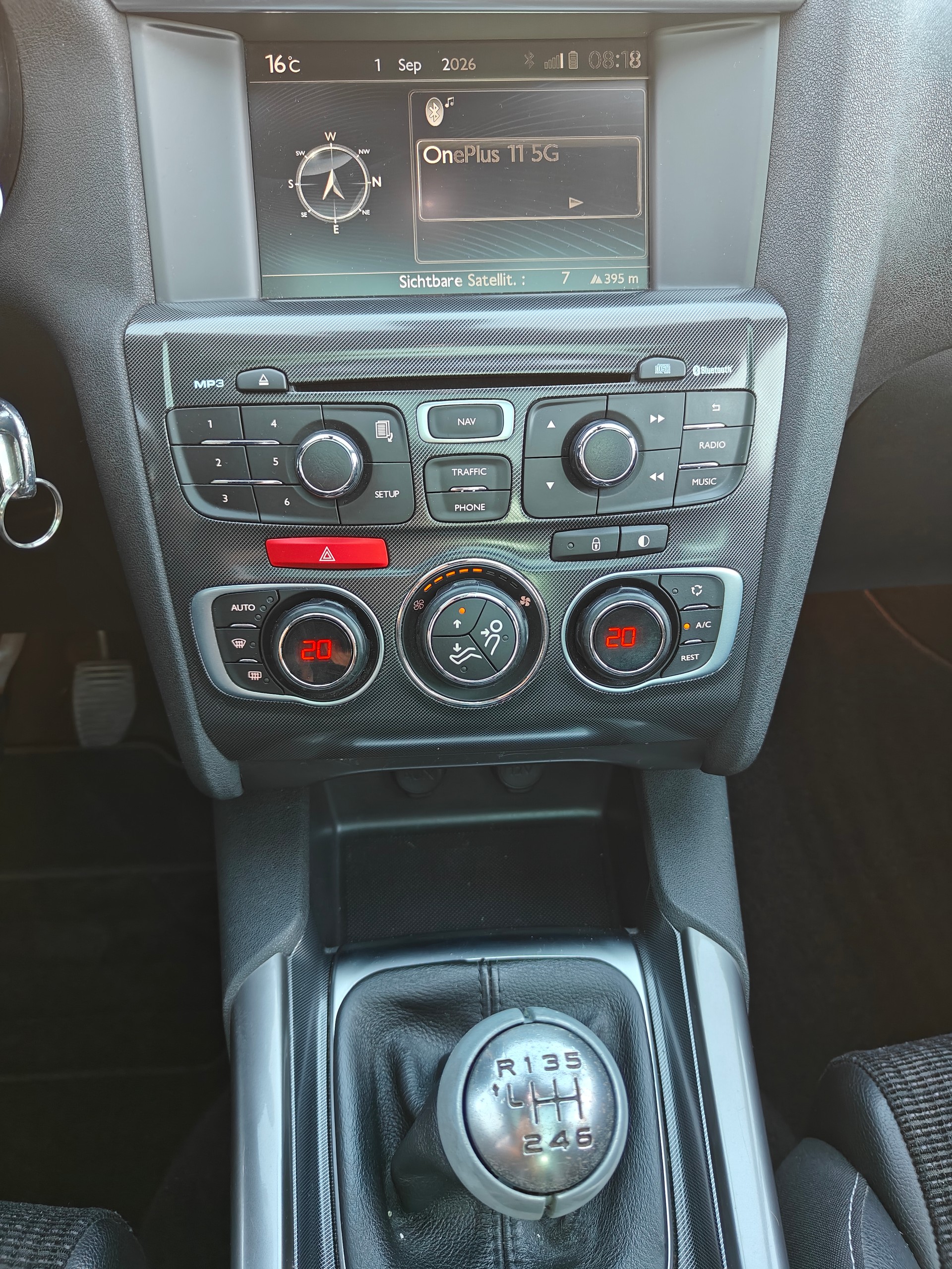 CITROEN C4 Berline 2.0 HDi Exclusive-image-15