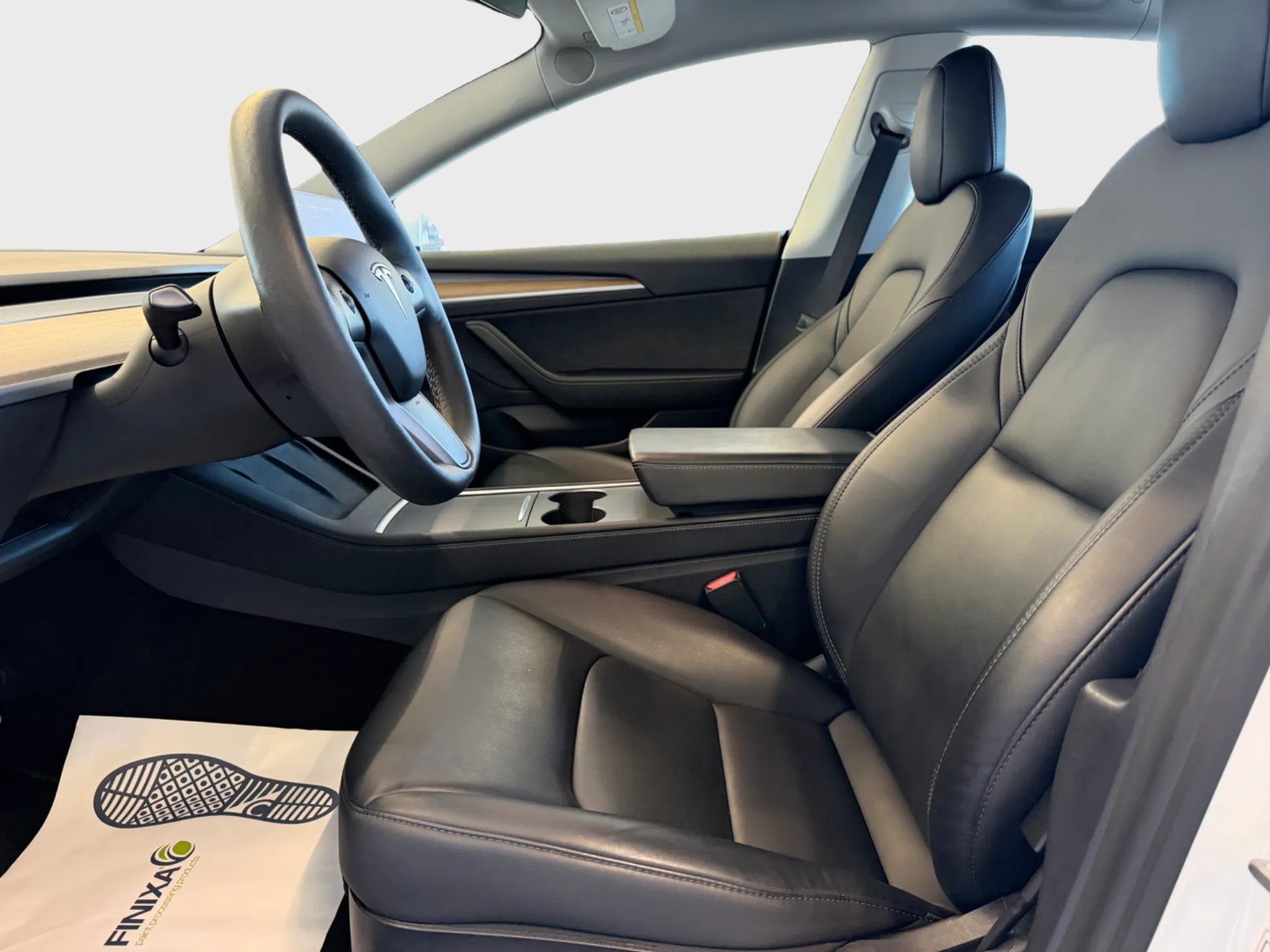 TESLA Model 3 Performance Dual Motor AWD-image-8