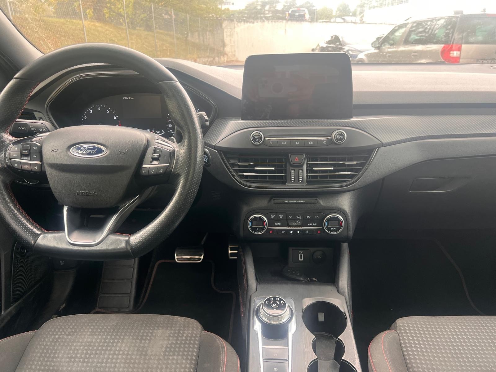 FORD Focus 1.0 SCTi ST Line Automatic-image-15