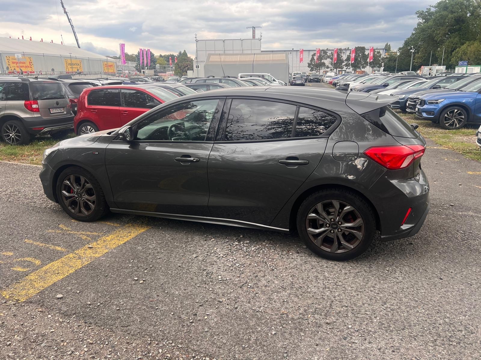 FORD Focus 1.0 SCTi ST Line Automatic-image-5