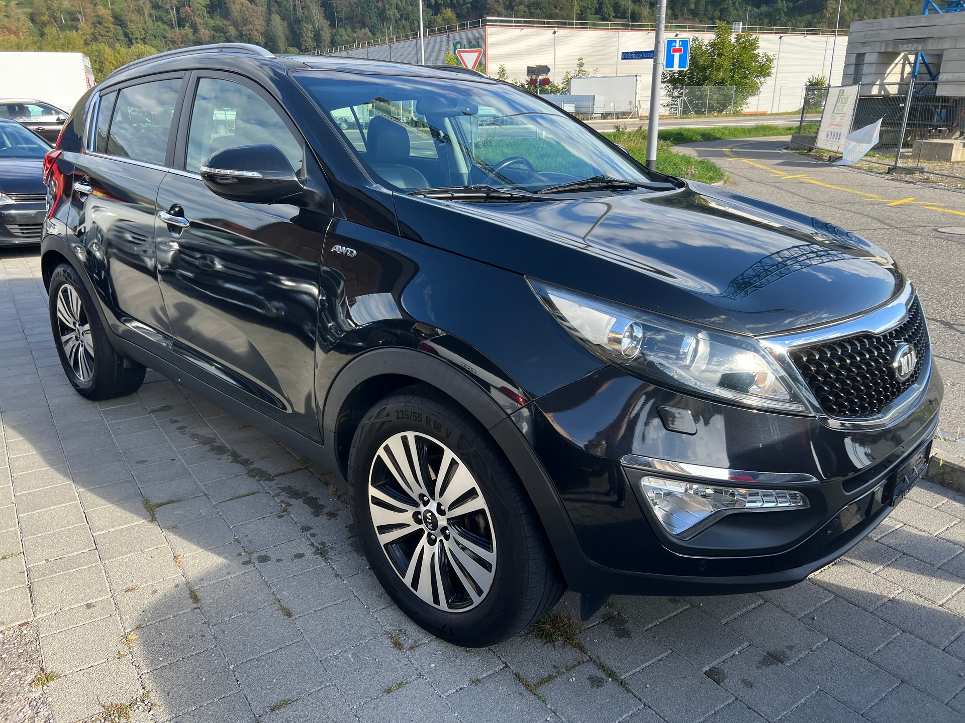 KIA Sportage 2.0 CRDi Style 4WD Automatic FRISCH AB MFK-image-0