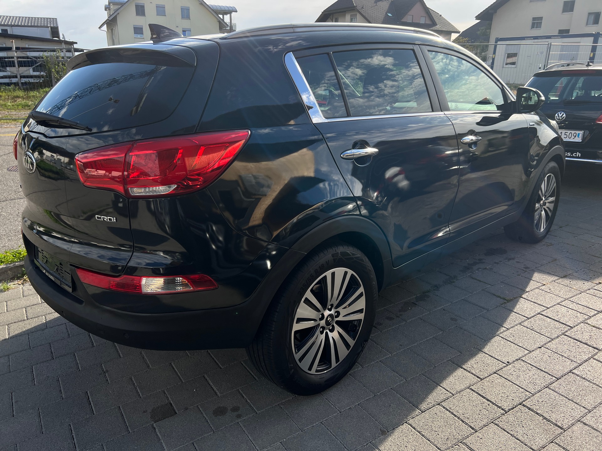 KIA Sportage 2.0 CRDi Style 4WD Automatic FRISCH AB MFK-image-3