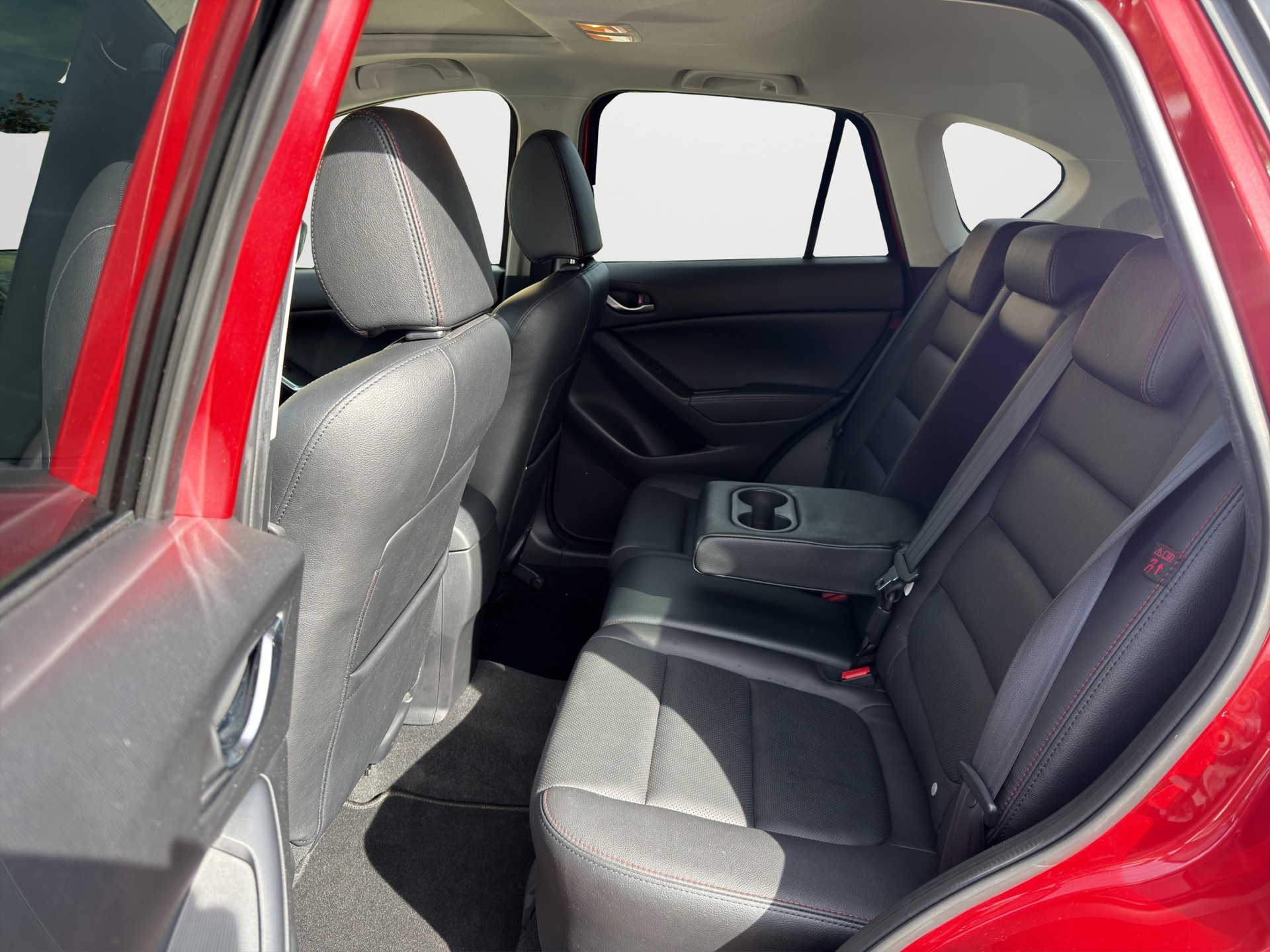 MAZDA CX-5 2.2 D HP Revolution AWD Automatic-image-11
