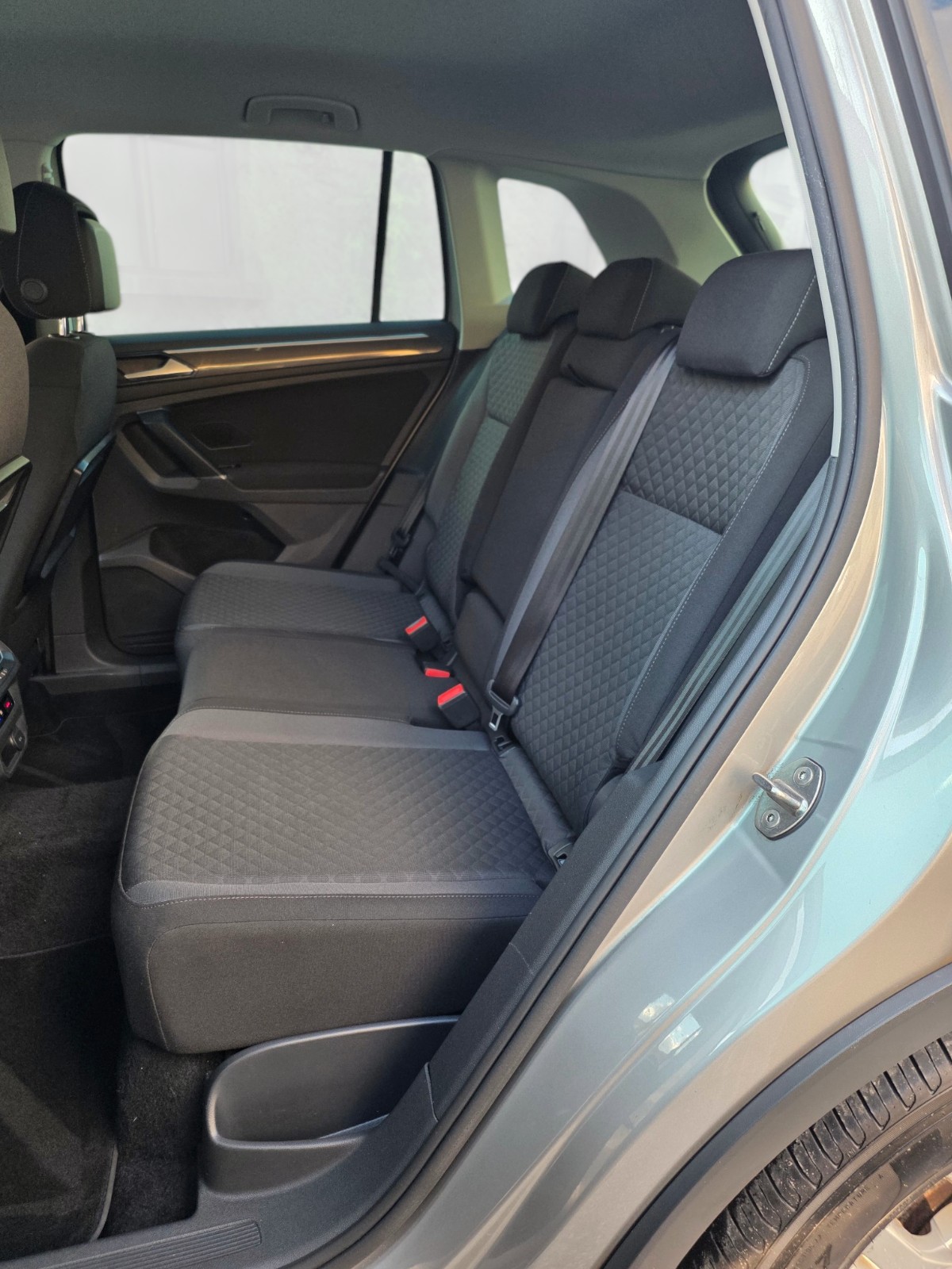 VW Tiguan 2.0 TDI SCR Comfortline 4Motion DSG-image-10