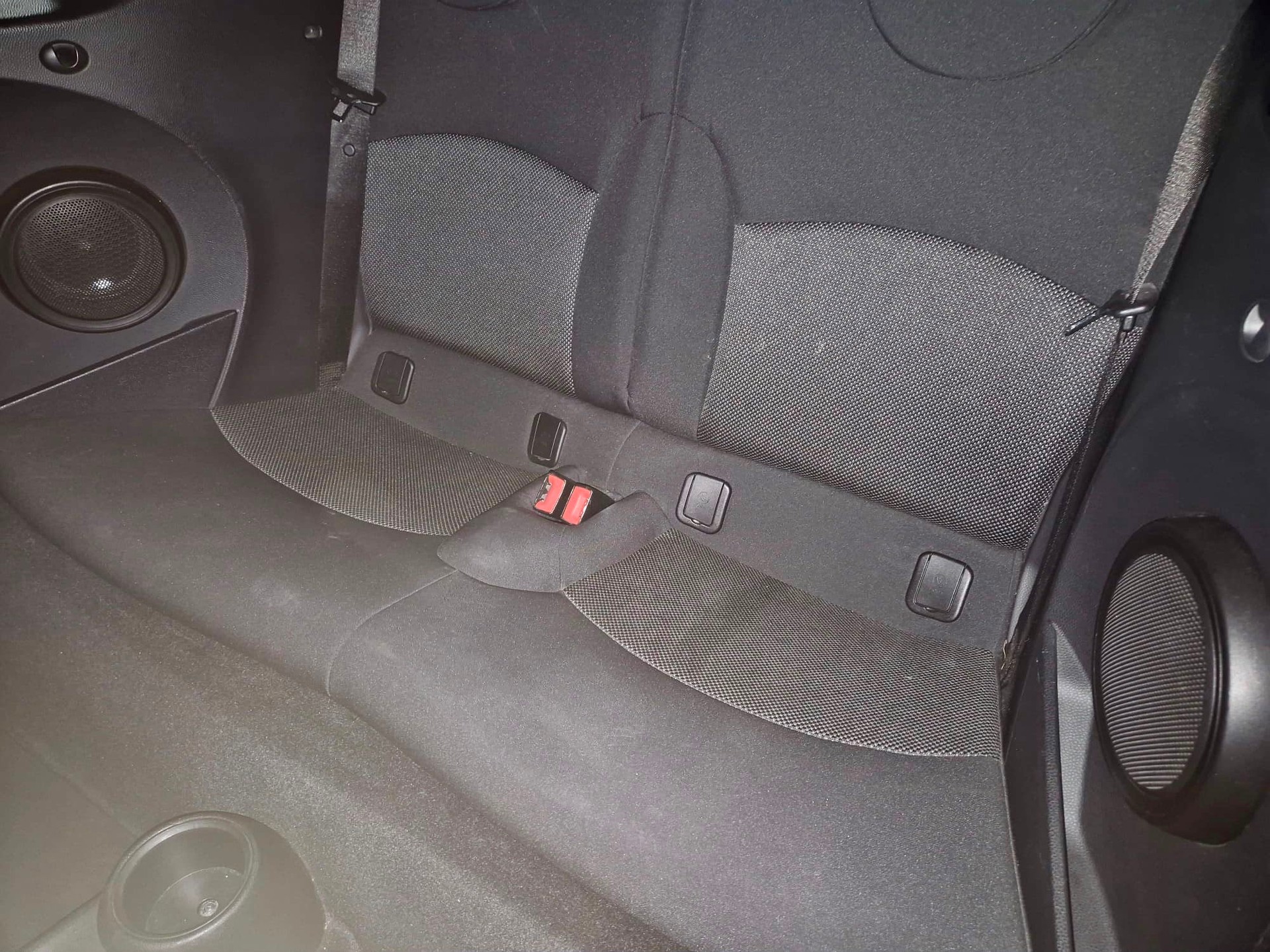 MINI 1.6i Cooper-image-5