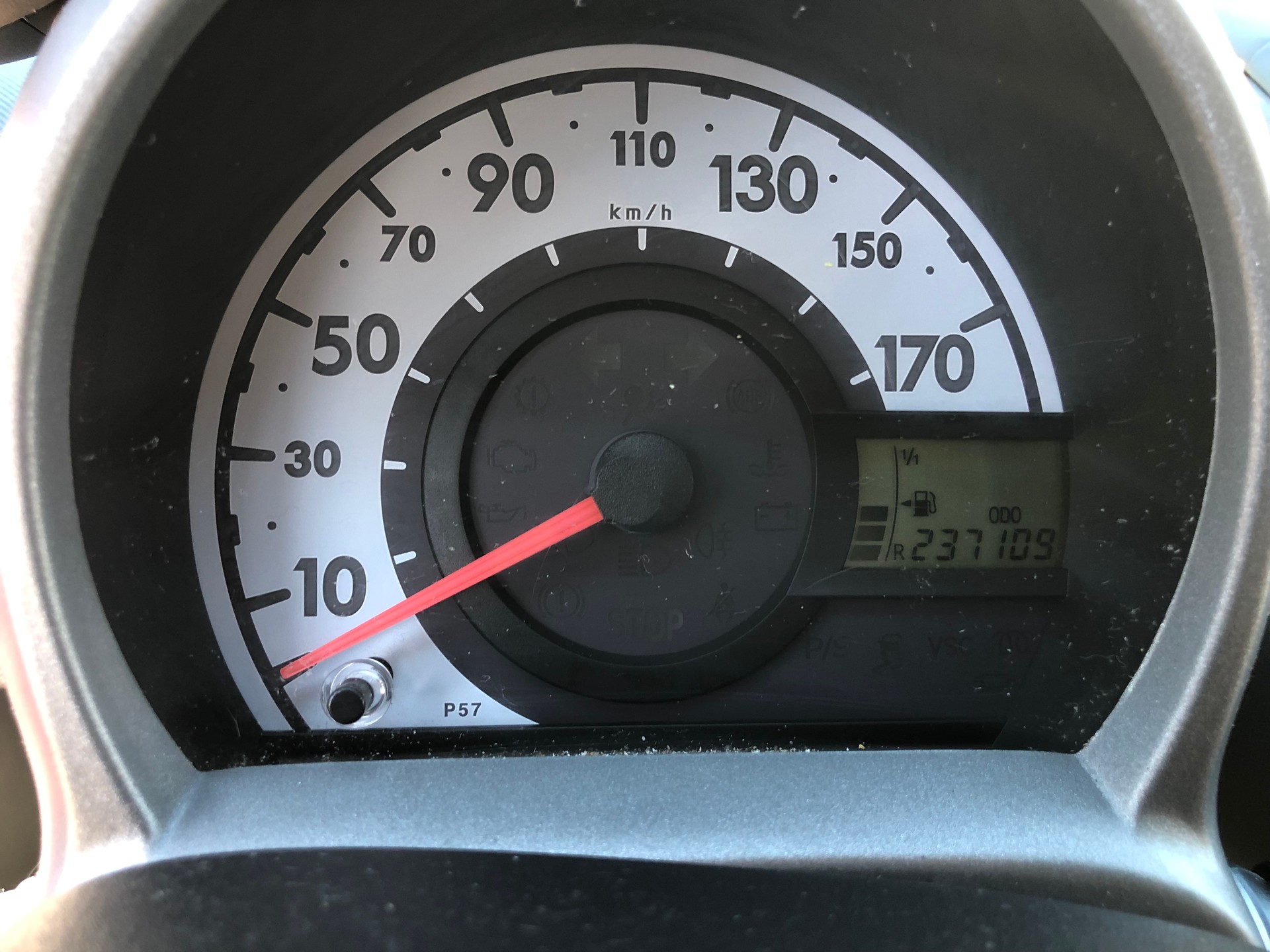 CITROEN C1 1.0i Chic (SX)-image-13