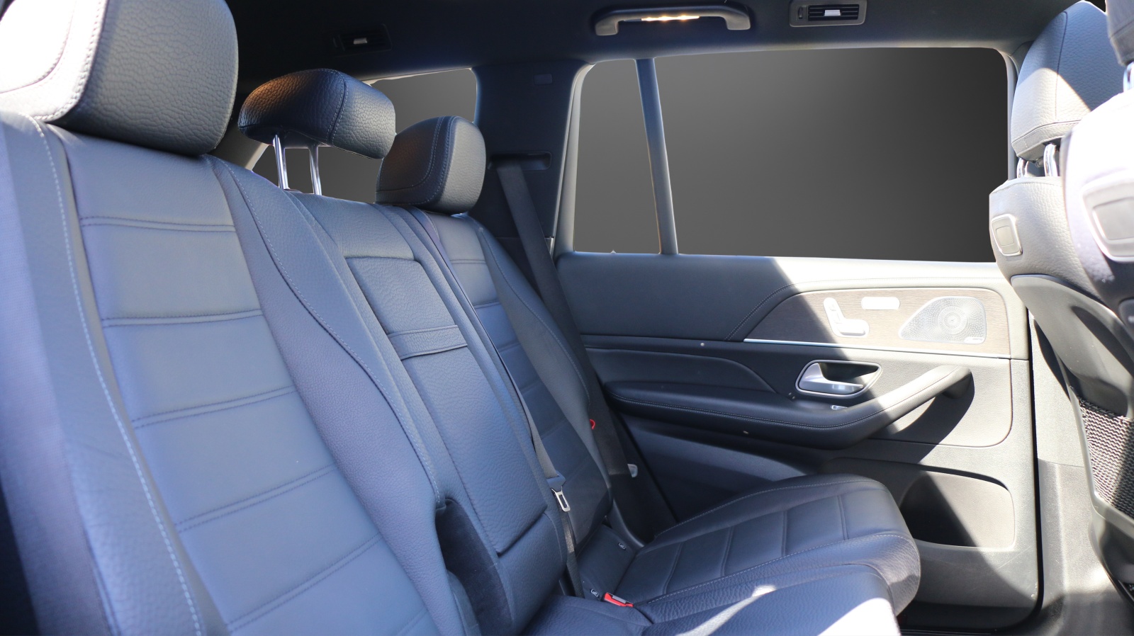 MERCEDES-BENZ GLS 400 d 4Matic AMG Line-image-9