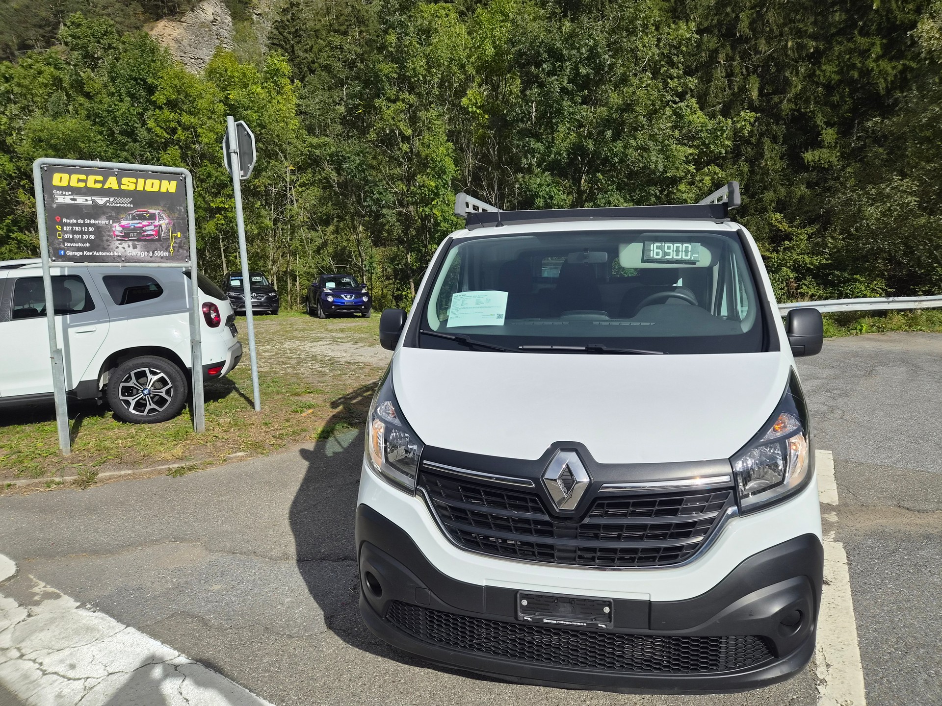 RENAULT Trafic 2.0 Energy dCi 120 3.0t Business L1H1-image-2