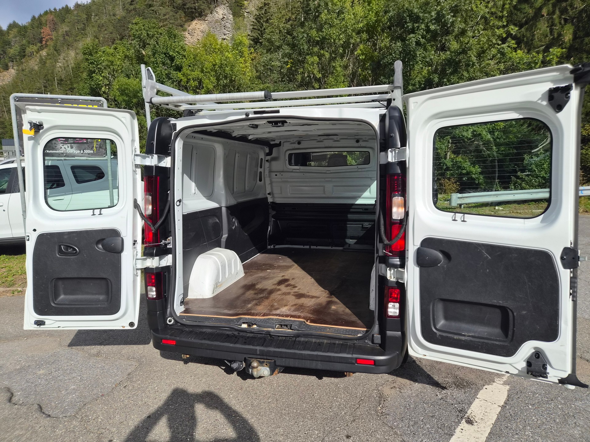 RENAULT Trafic 2.0 Energy dCi 120 3.0t Business L1H1-image-12