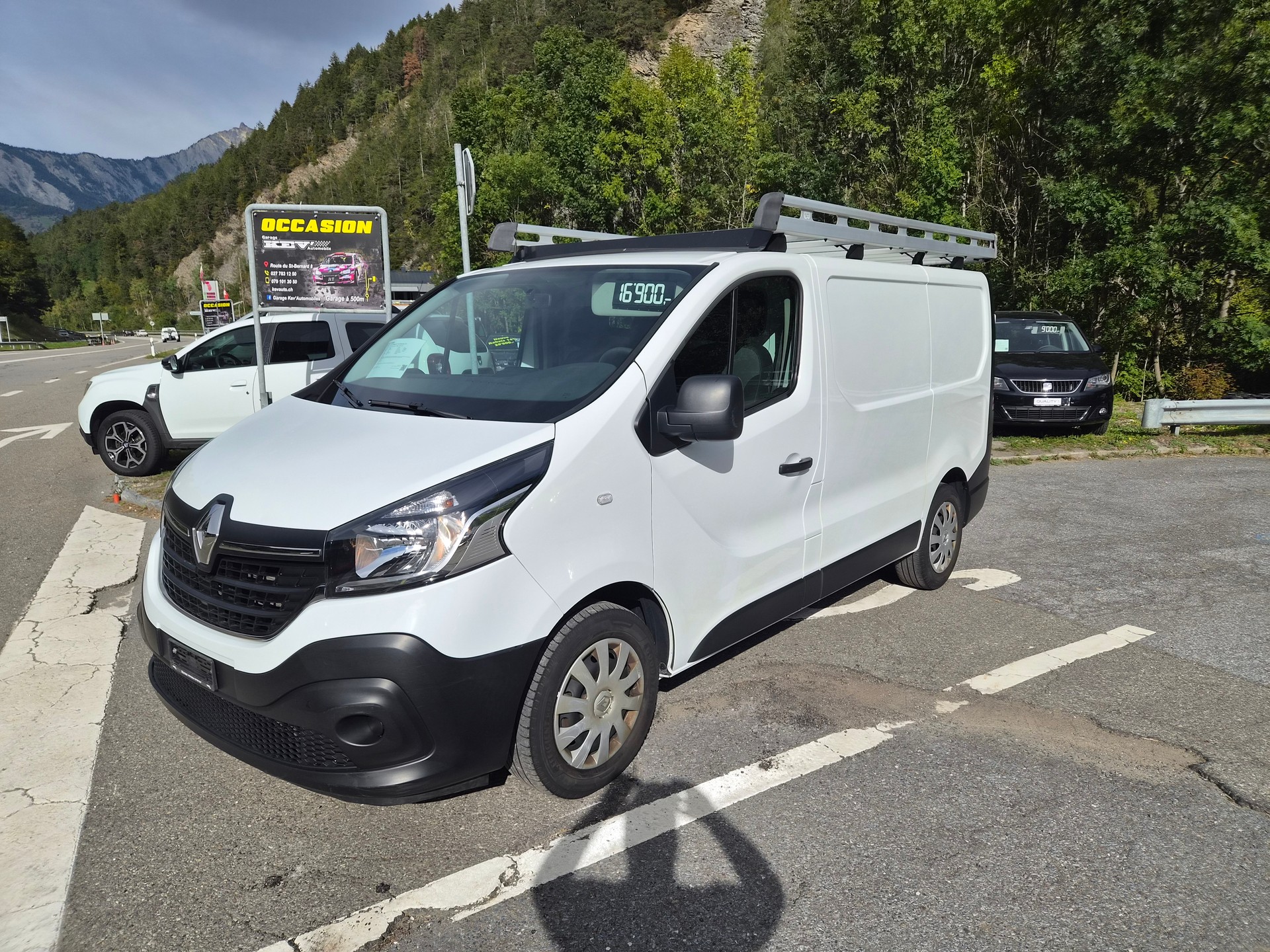 RENAULT Trafic 2.0 Energy dCi 120 3.0t Business L1H1-image-3