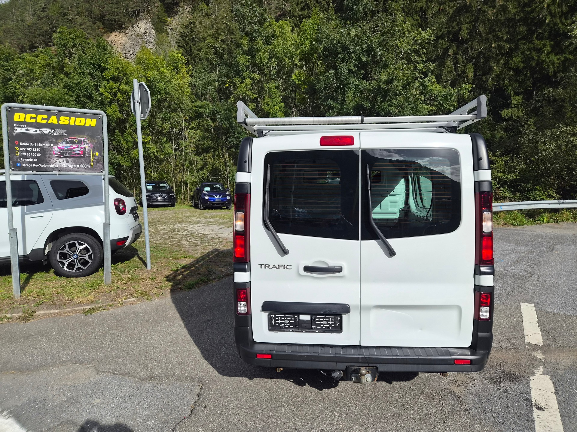 RENAULT Trafic 2.0 Energy dCi 120 3.0t Business L1H1-image-4