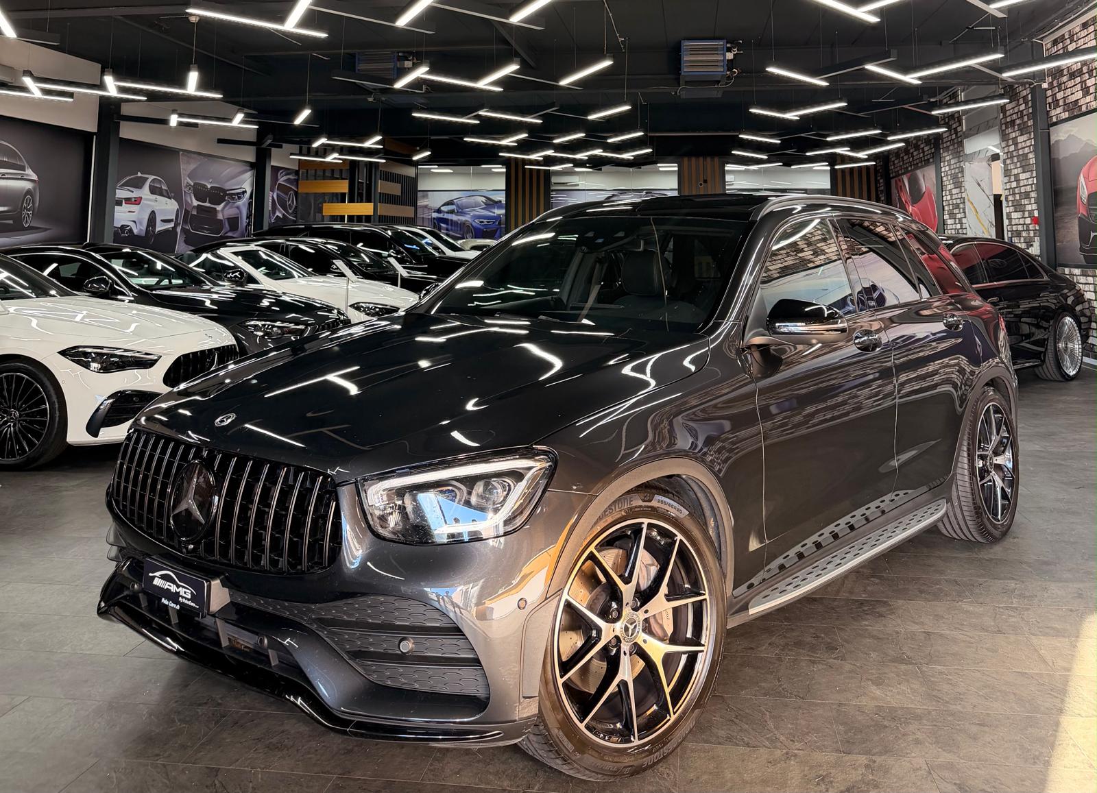 MERCEDES-BENZ GLC 300 AMG (GLC63 AMG Bodykit) Limited Dark Grey Performance 4Matic 9G-Tronic 2Jahre Garantie-image-0